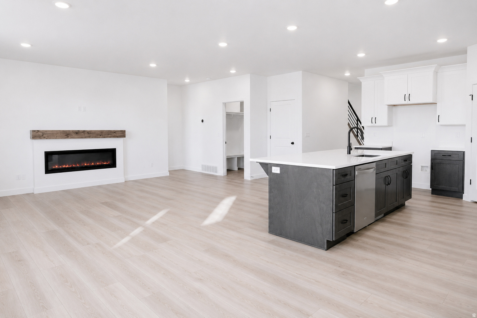 COLEMAN VU ESTATES - Residential