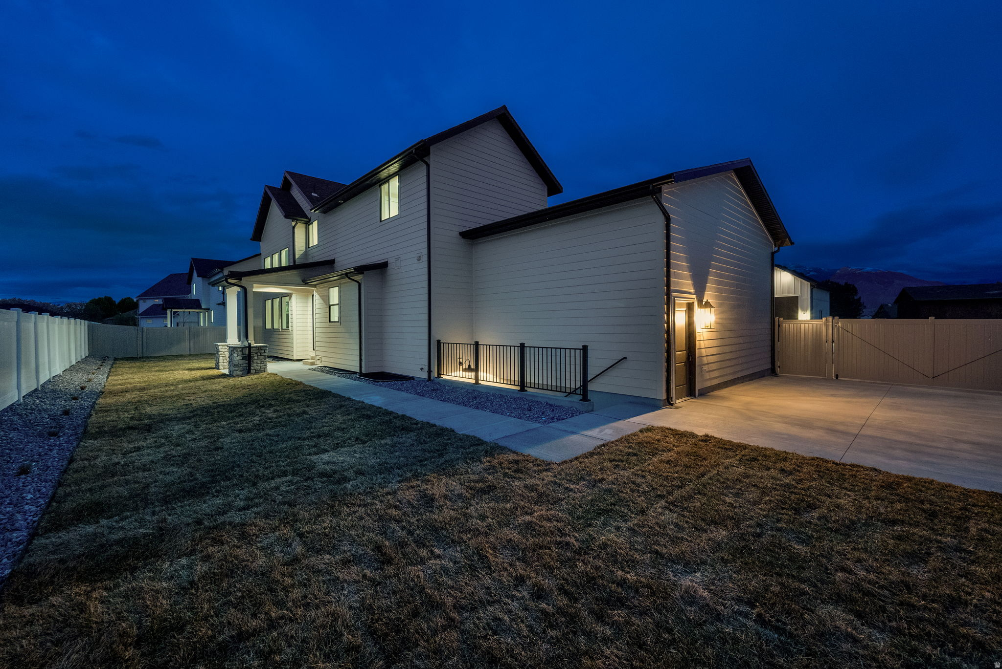 MYERS PARK - Residential