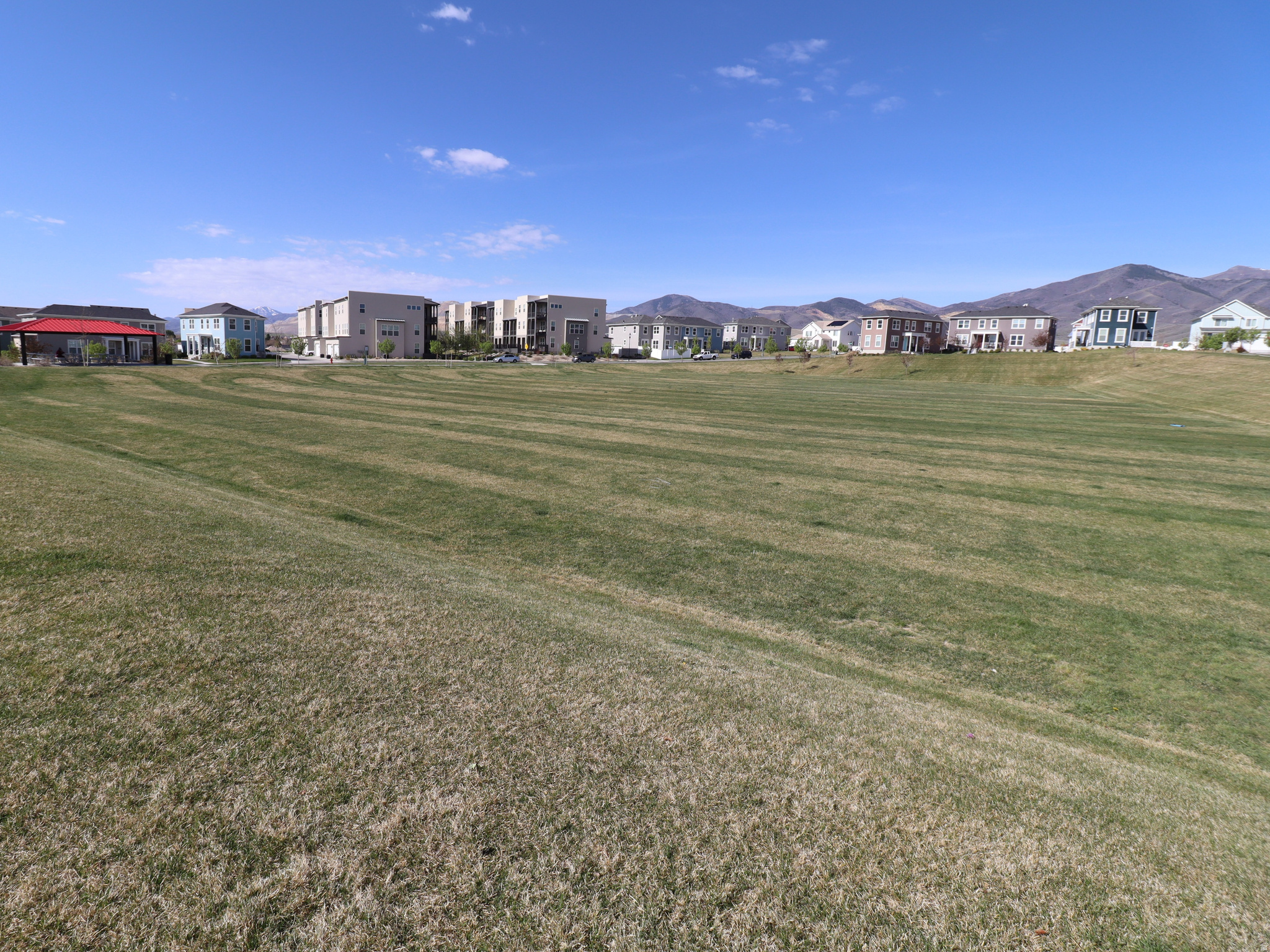 OQUIRRH WEST PHASE 1 - Residential
