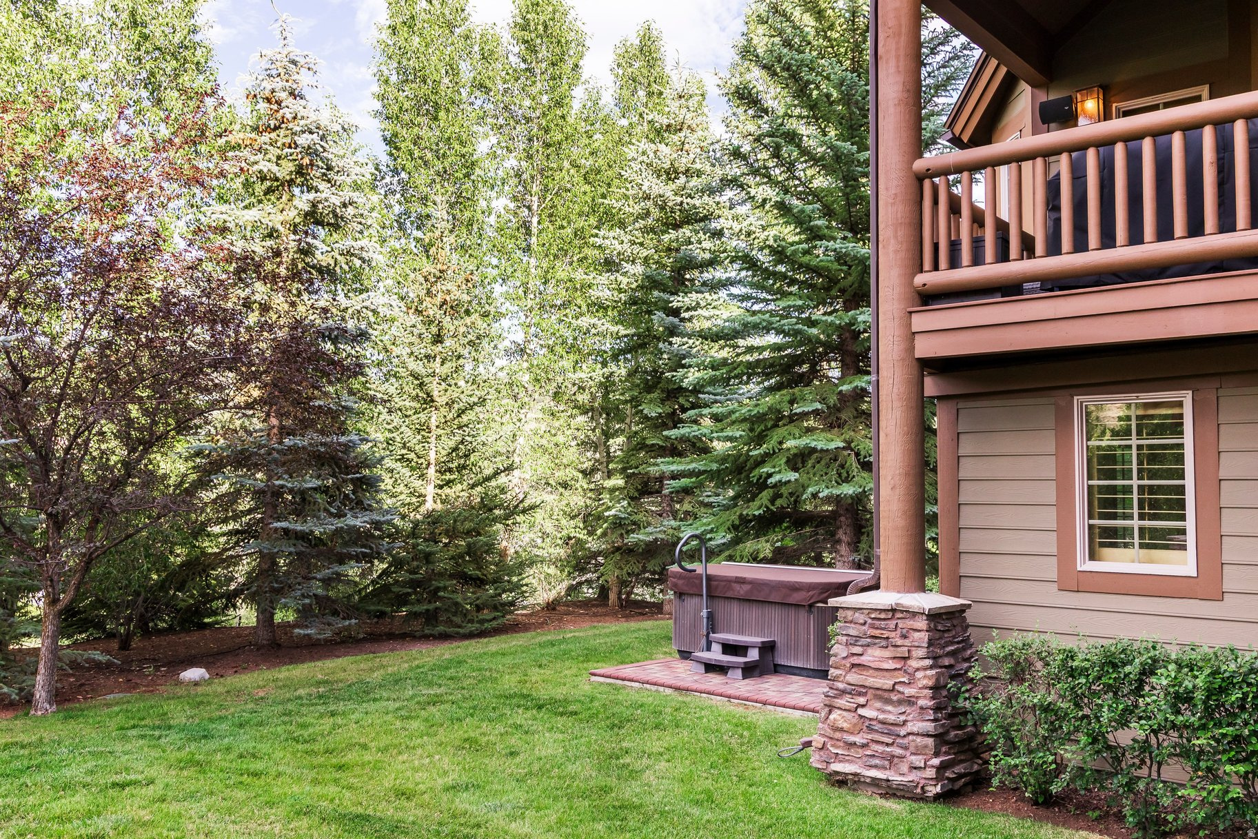 CANYON LINKS - Residential