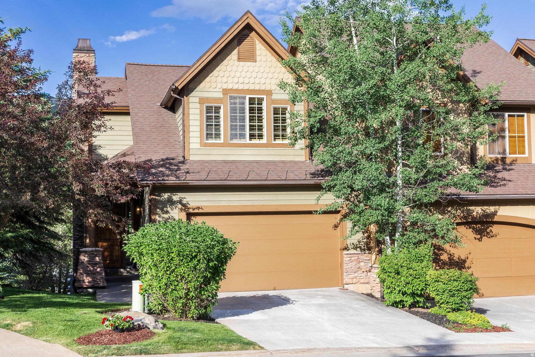 CANYON LINKS - Residential