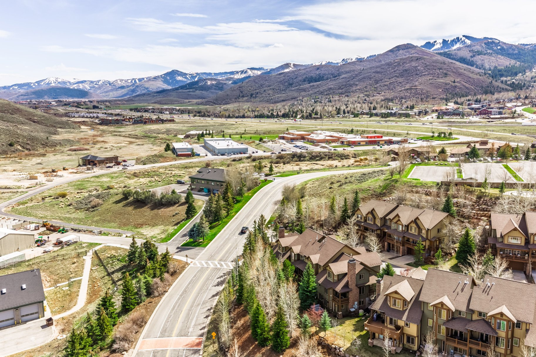 CANYON LINKS - Residential