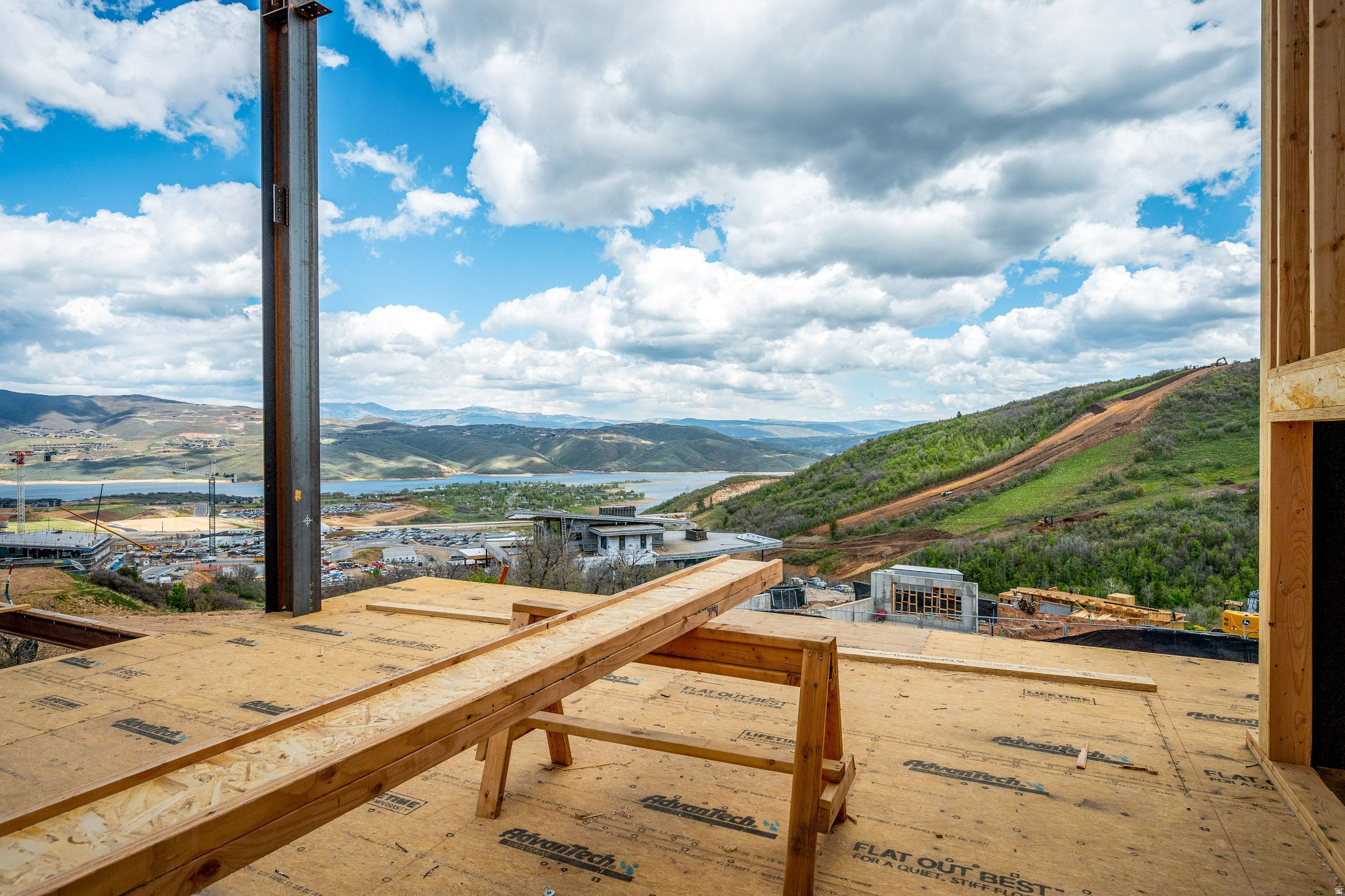 MARCELLA MOUNTAIN - Residential