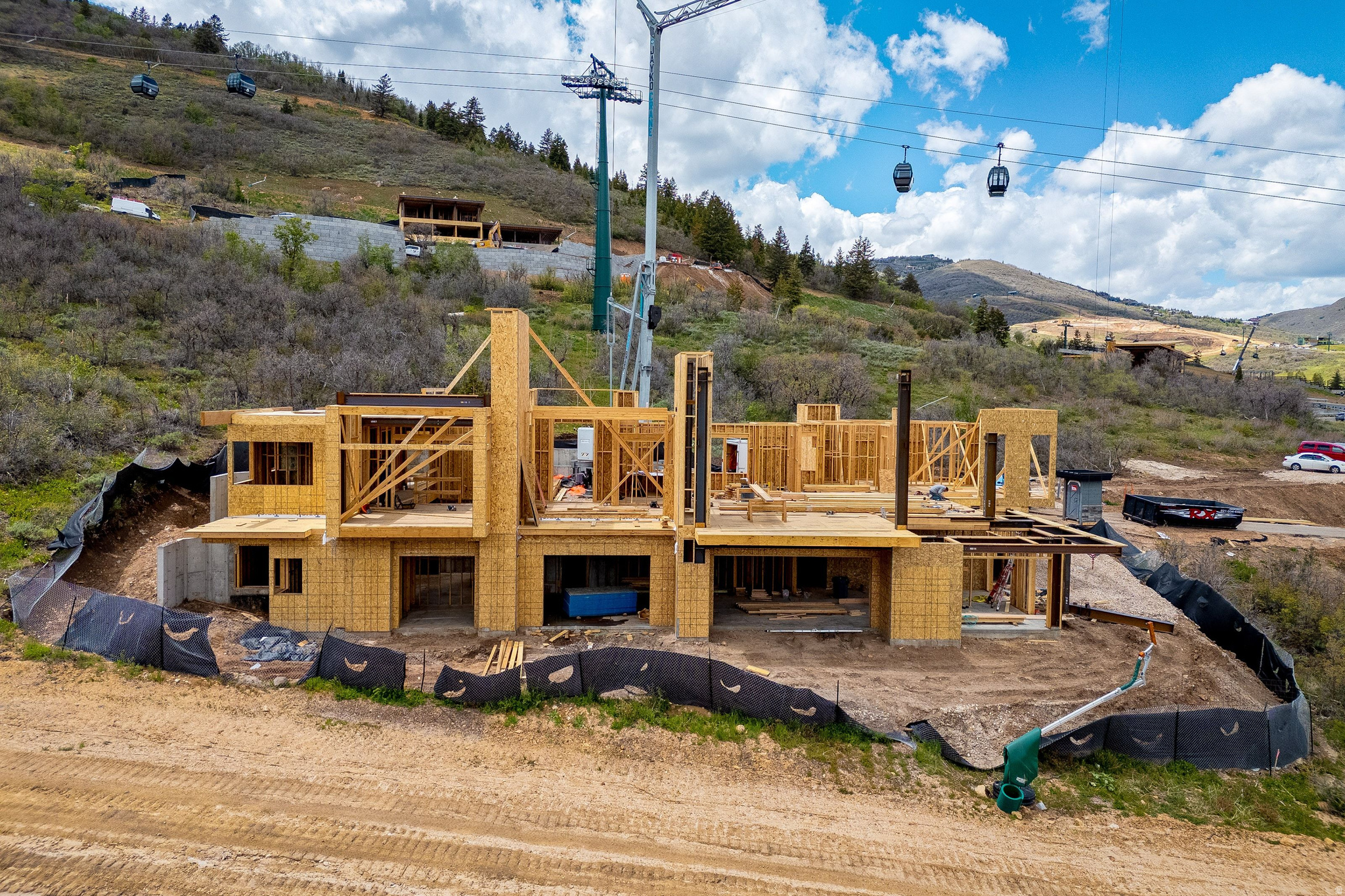 MARCELLA MOUNTAIN - Residential