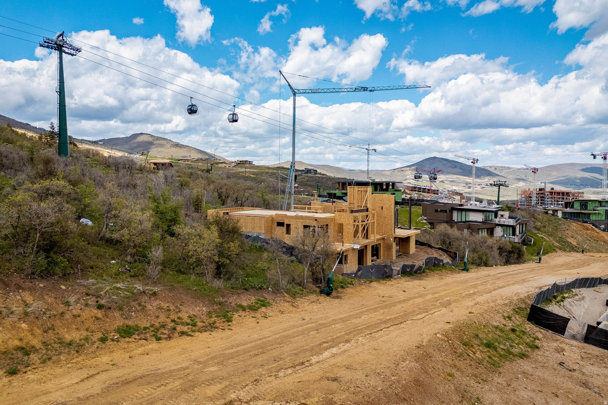 MARCELLA MOUNTAIN - Residential