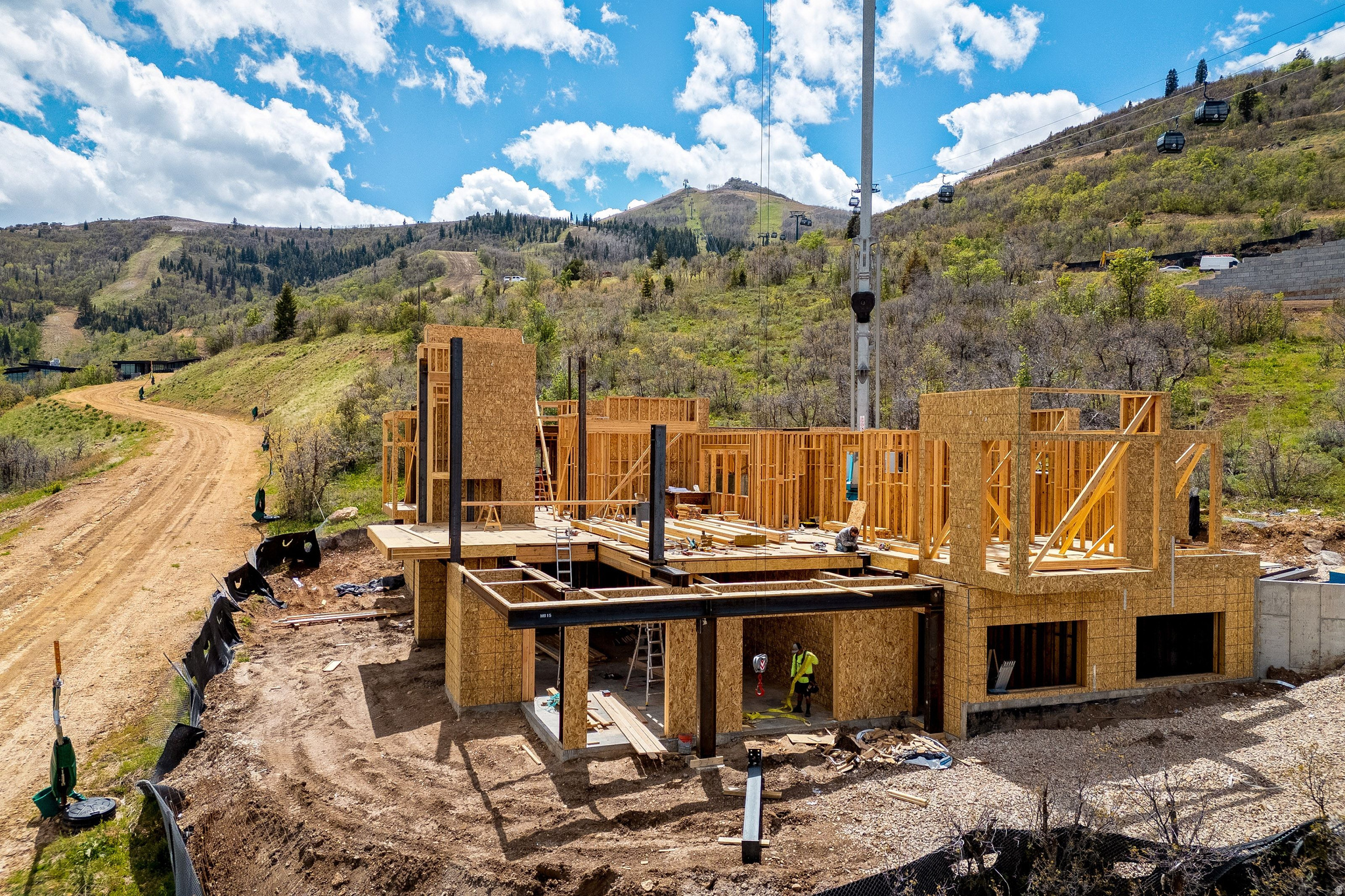 MARCELLA MOUNTAIN - Residential