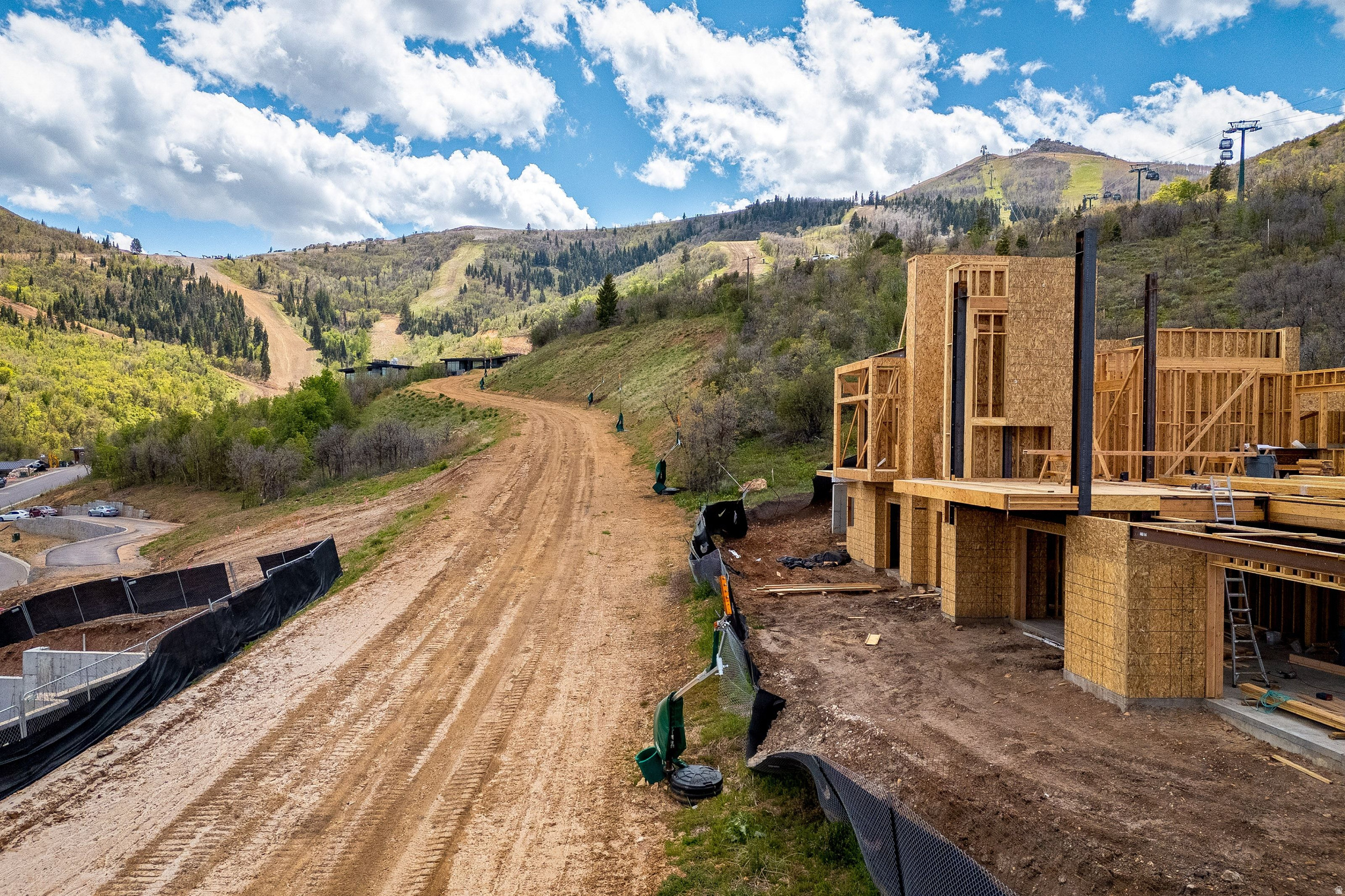 MARCELLA MOUNTAIN - Residential