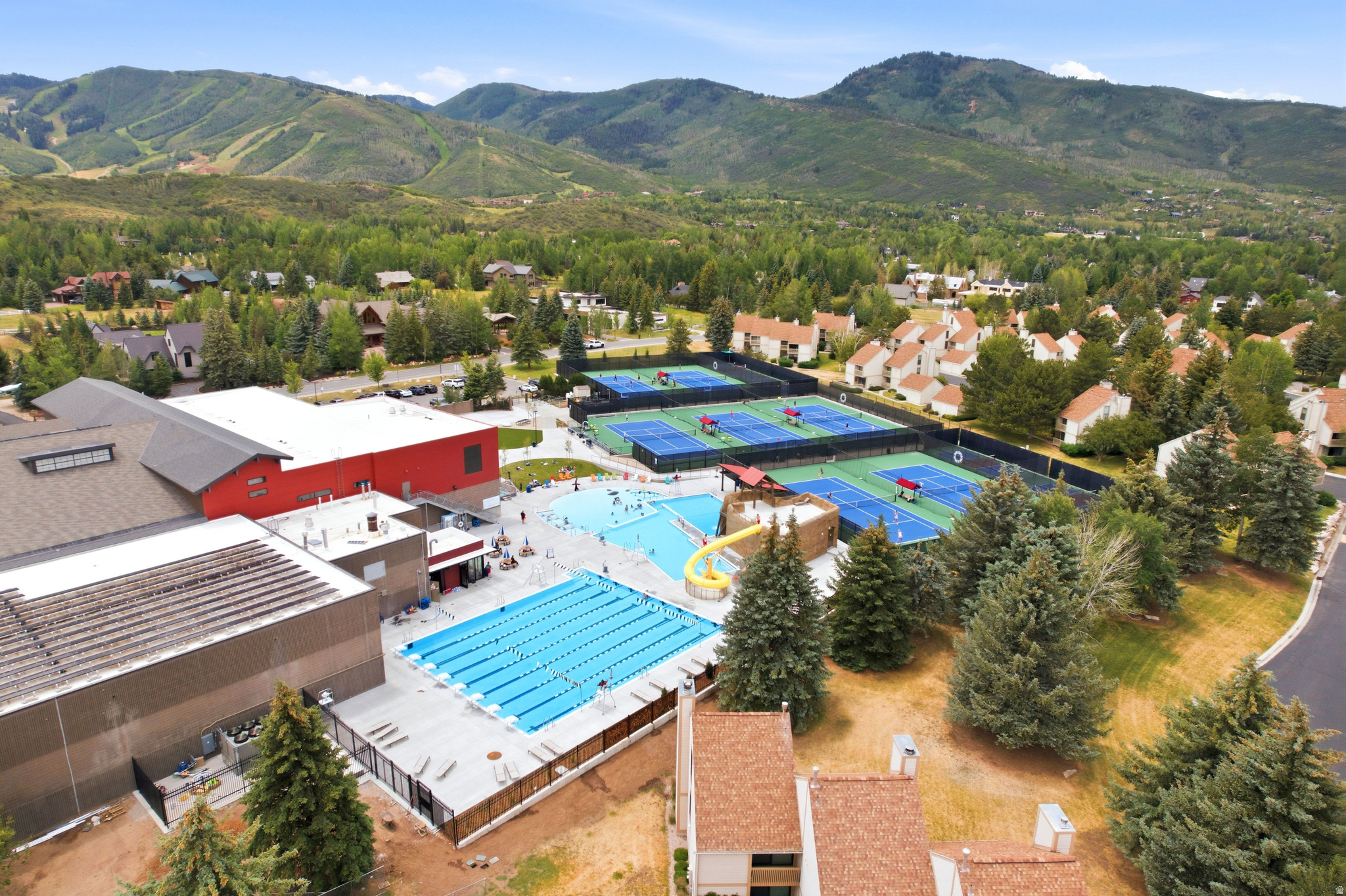 RACQUET CLUB VILLAGE SUB - Residential