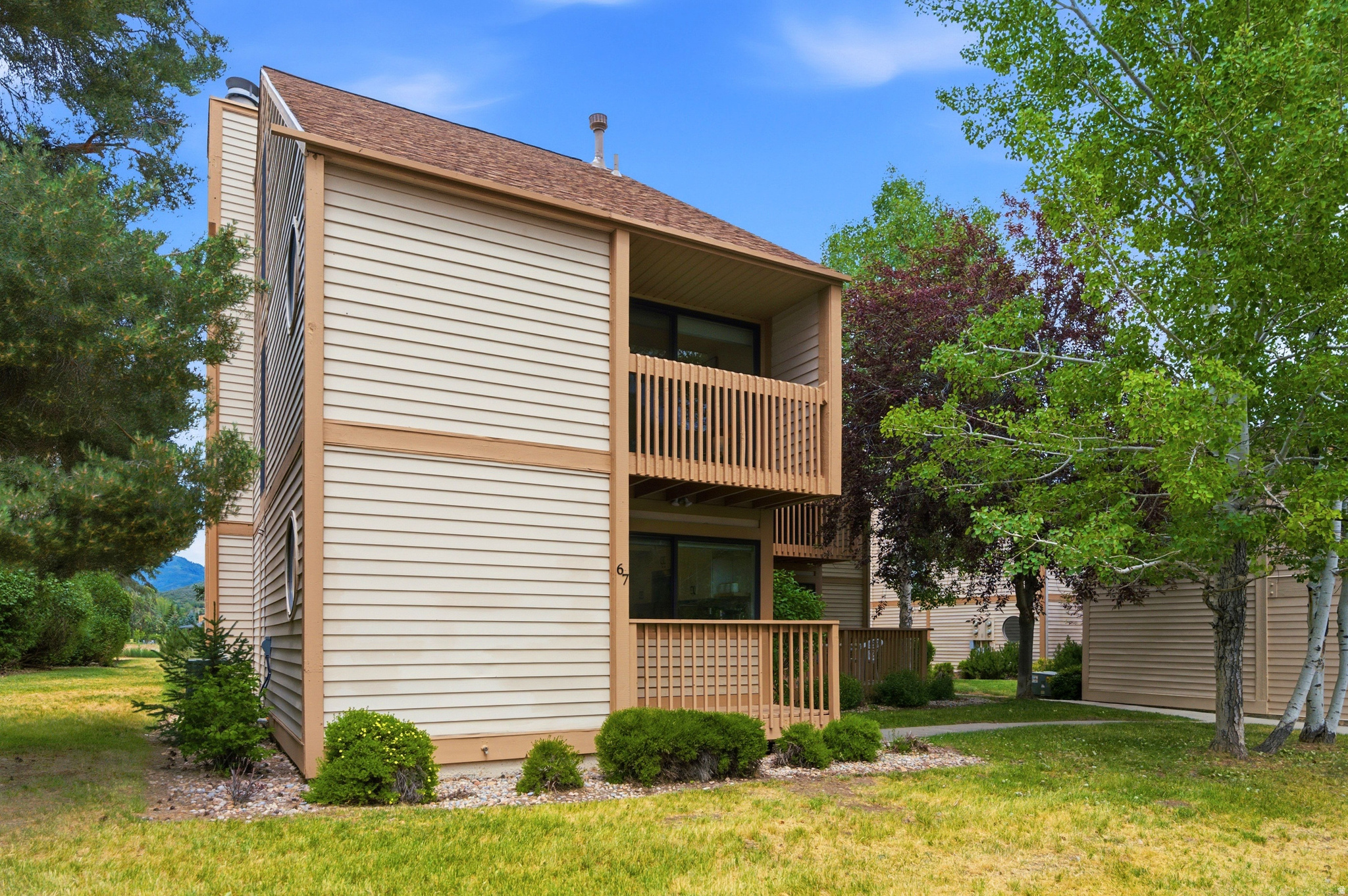 RACQUET CLUB VILLAGE SUB - Residential