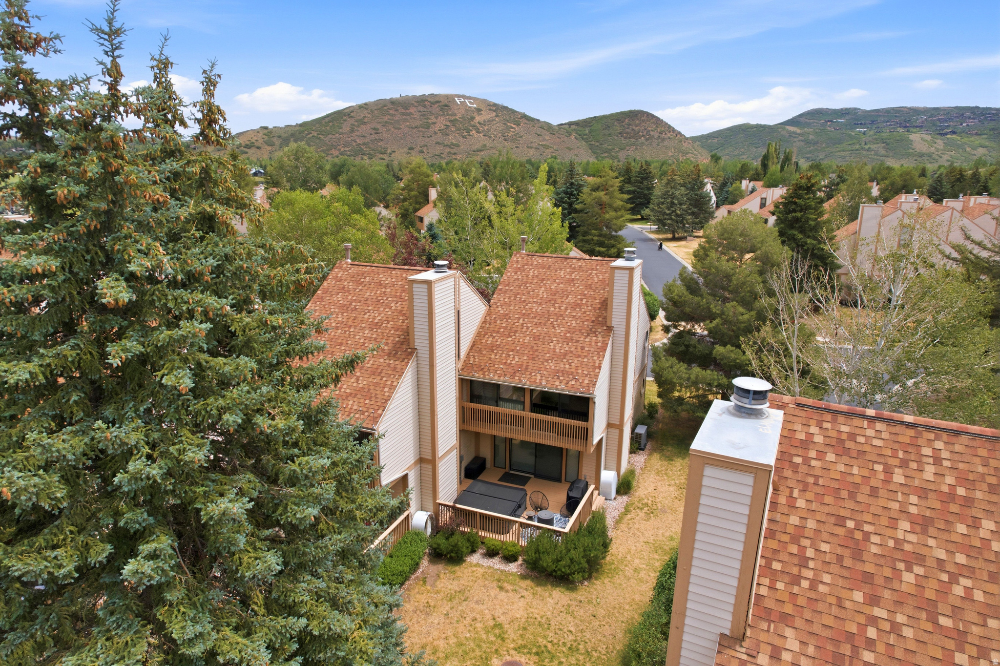 RACQUET CLUB VILLAGE SUB - Residential