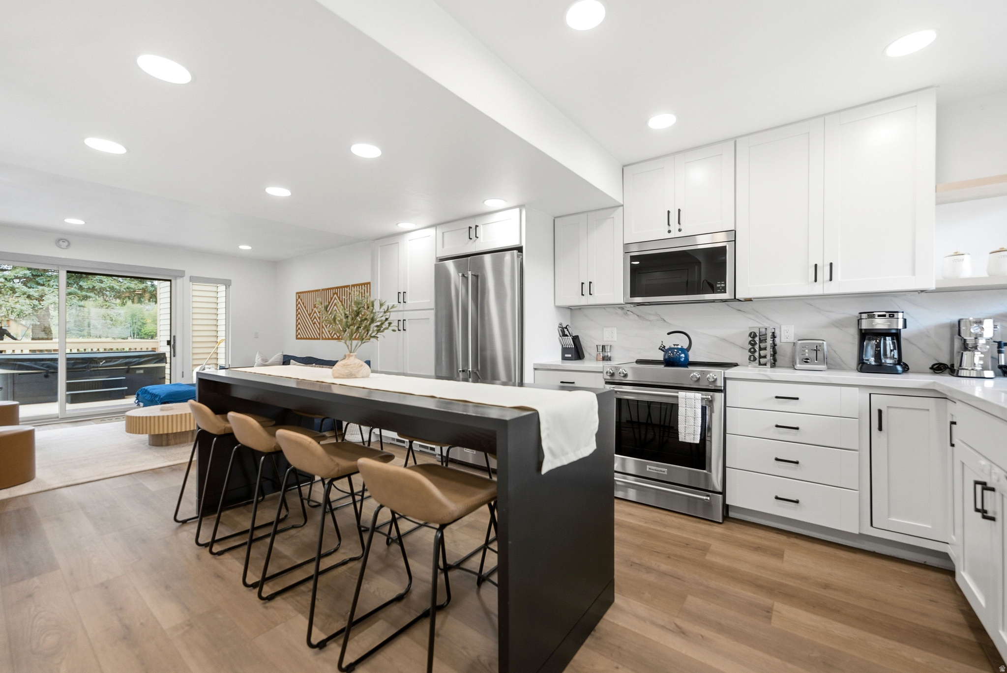 RACQUET CLUB VILLAGE SUB - Residential
