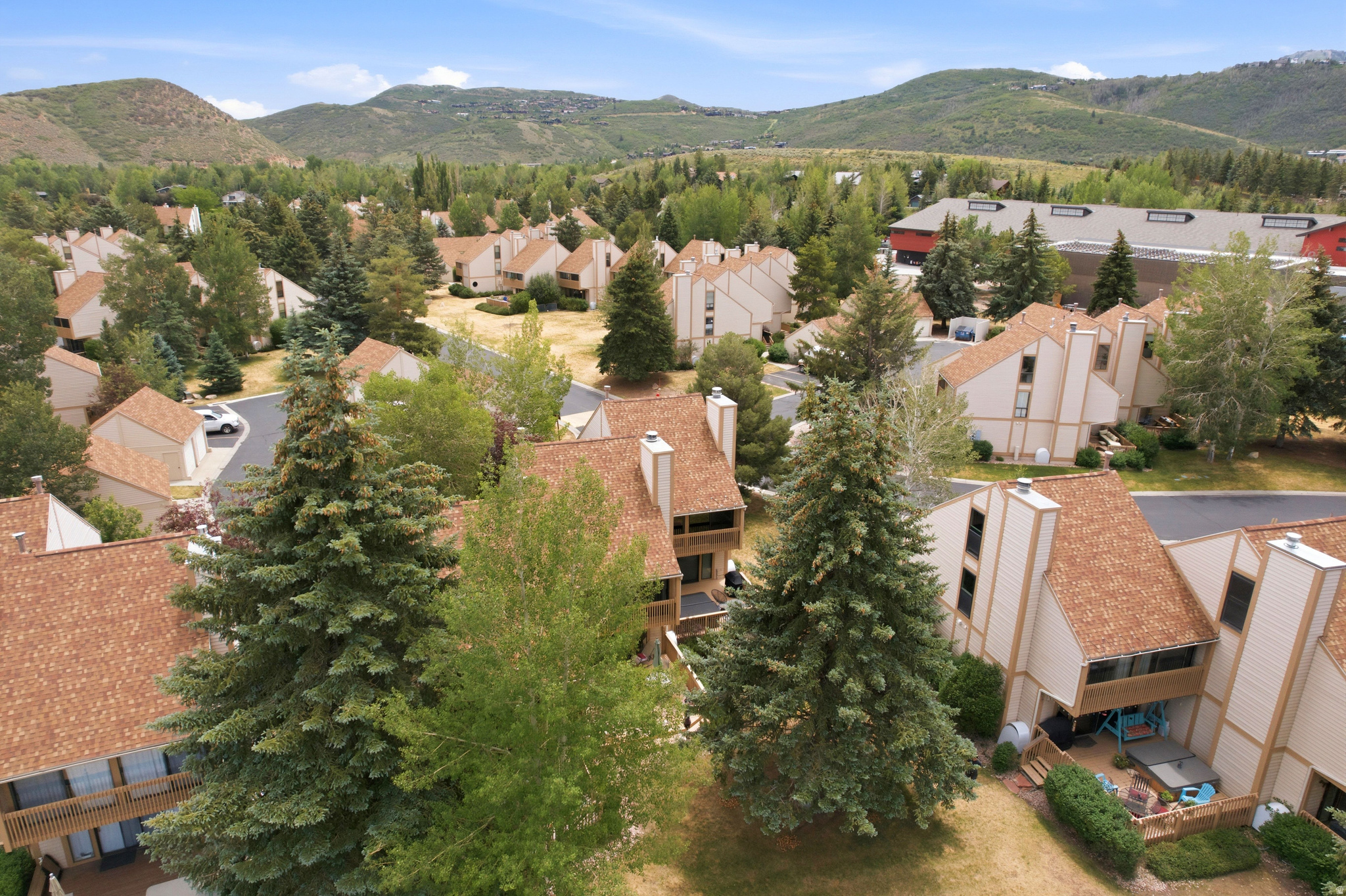 RACQUET CLUB VILLAGE SUB - Residential