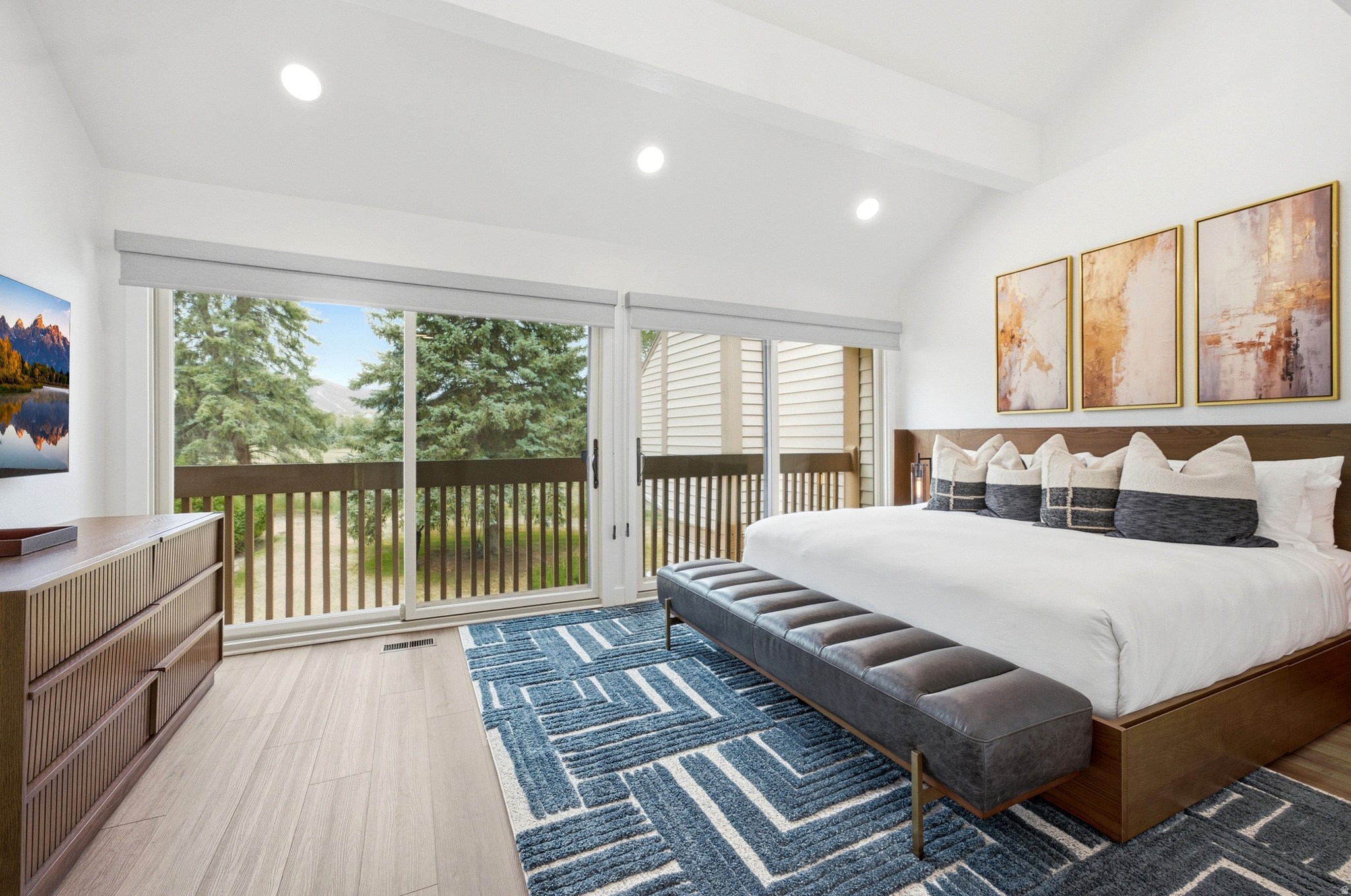 RACQUET CLUB VILLAGE SUB - Residential
