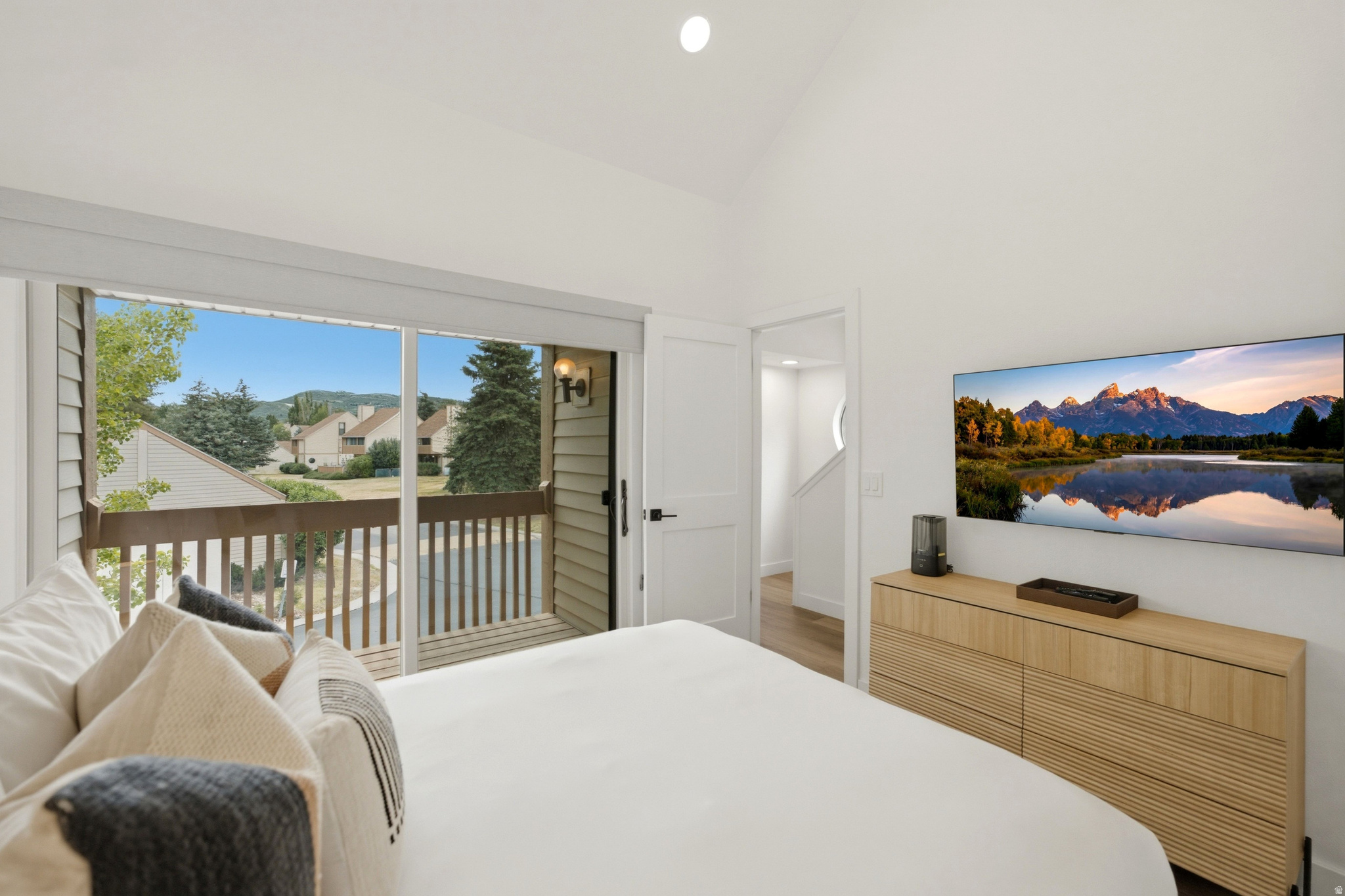 RACQUET CLUB VILLAGE SUB - Residential