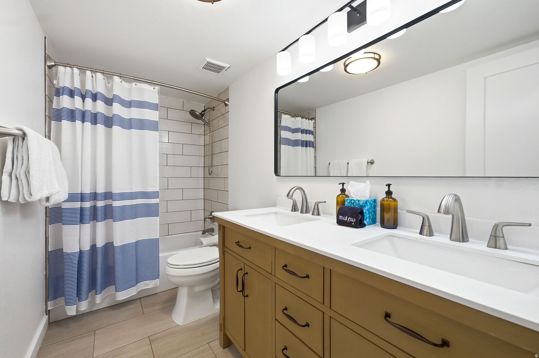RACQUET CLUB VILLAGE SUB - Residential
