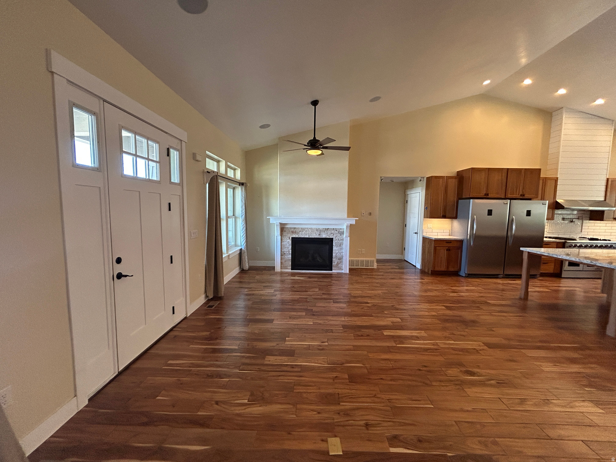 HARBOR BAY PHASE 4 - Residential