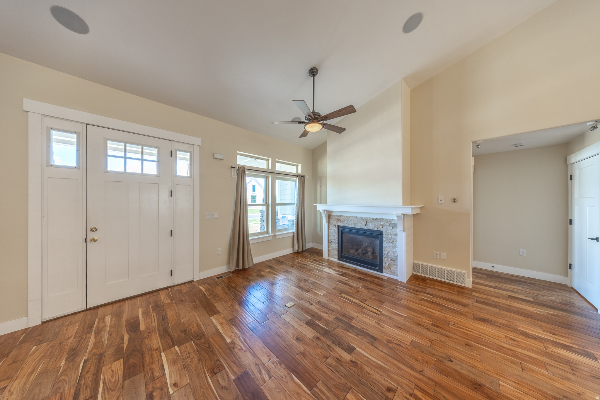 HARBOR BAY PHASE 4 - Residential