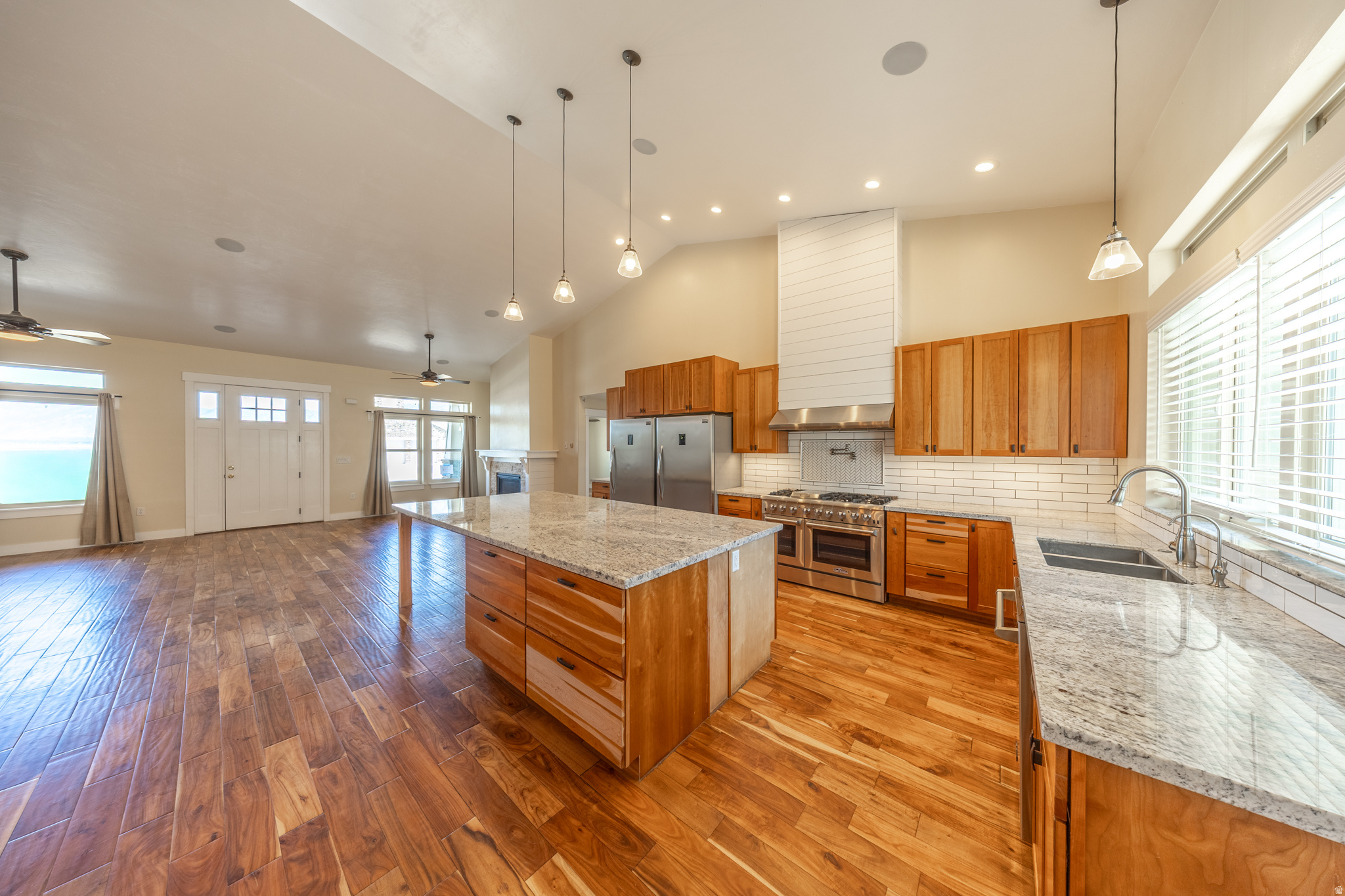 HARBOR BAY PHASE 4 - Residential