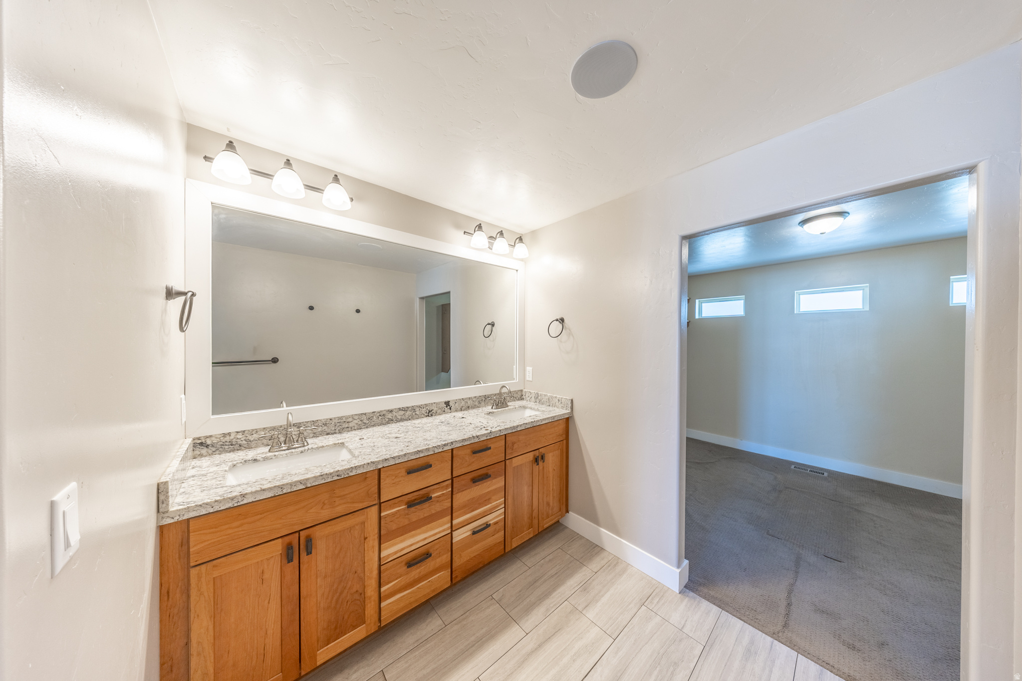 HARBOR BAY PHASE 4 - Residential