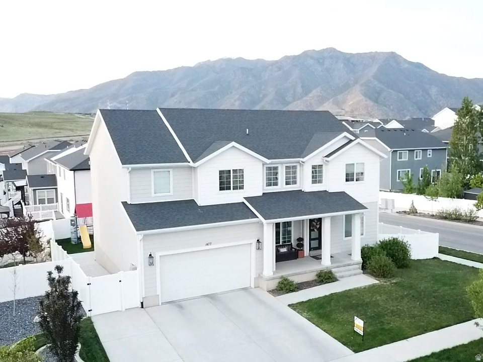 VISTAS AT EASTGATE - Residential