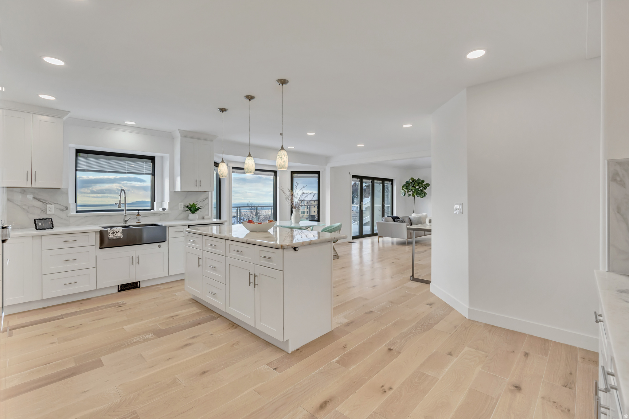 MAPLE COVE - Residential