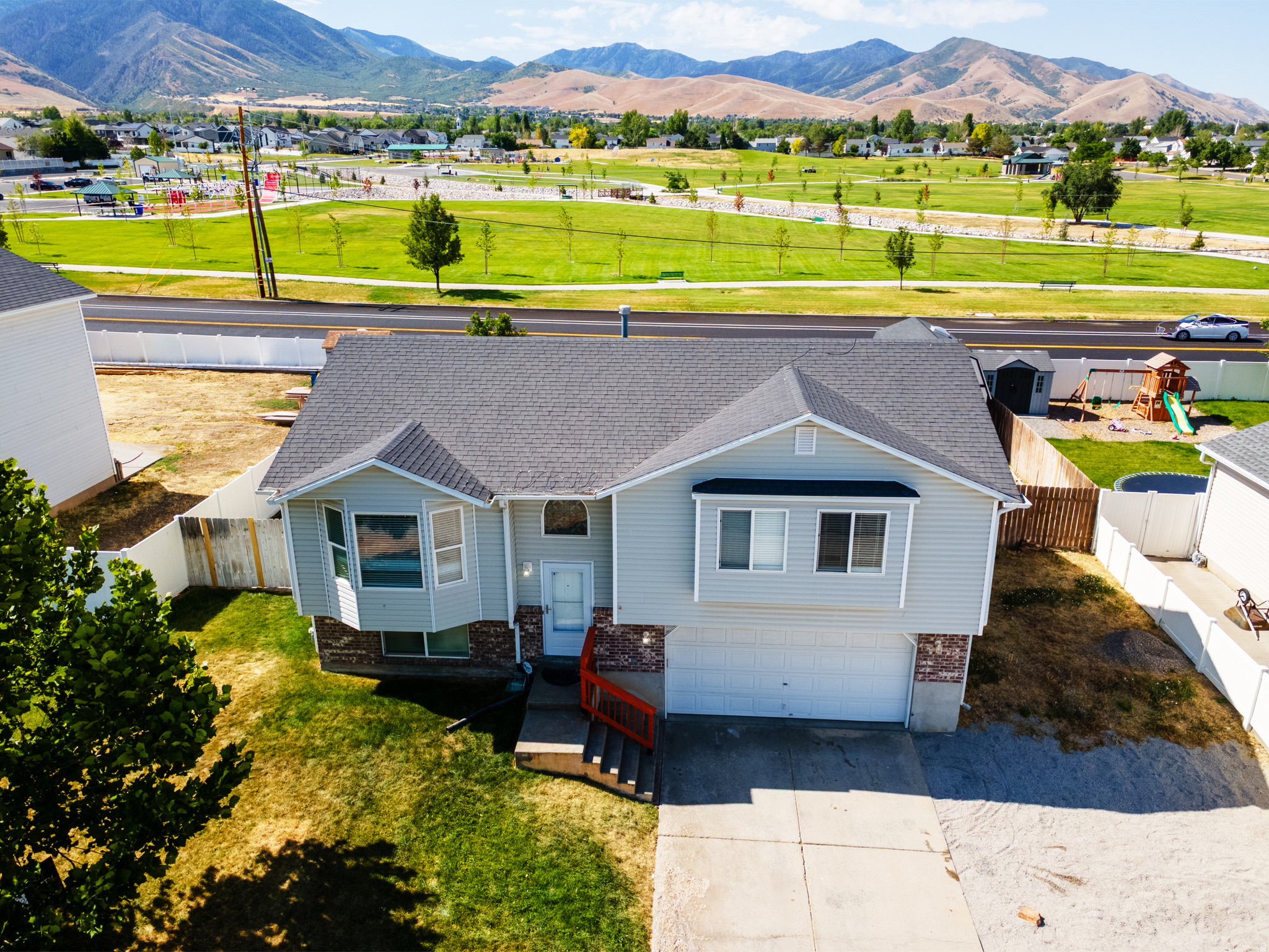 EASTLAND ESTATES - Residential