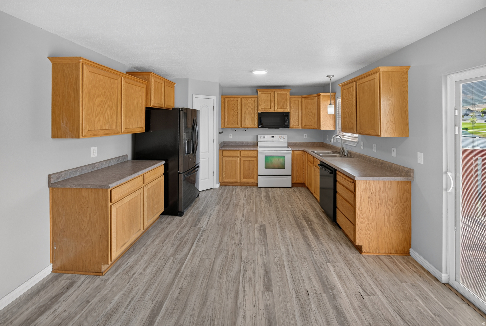 EASTLAND ESTATES - Residential