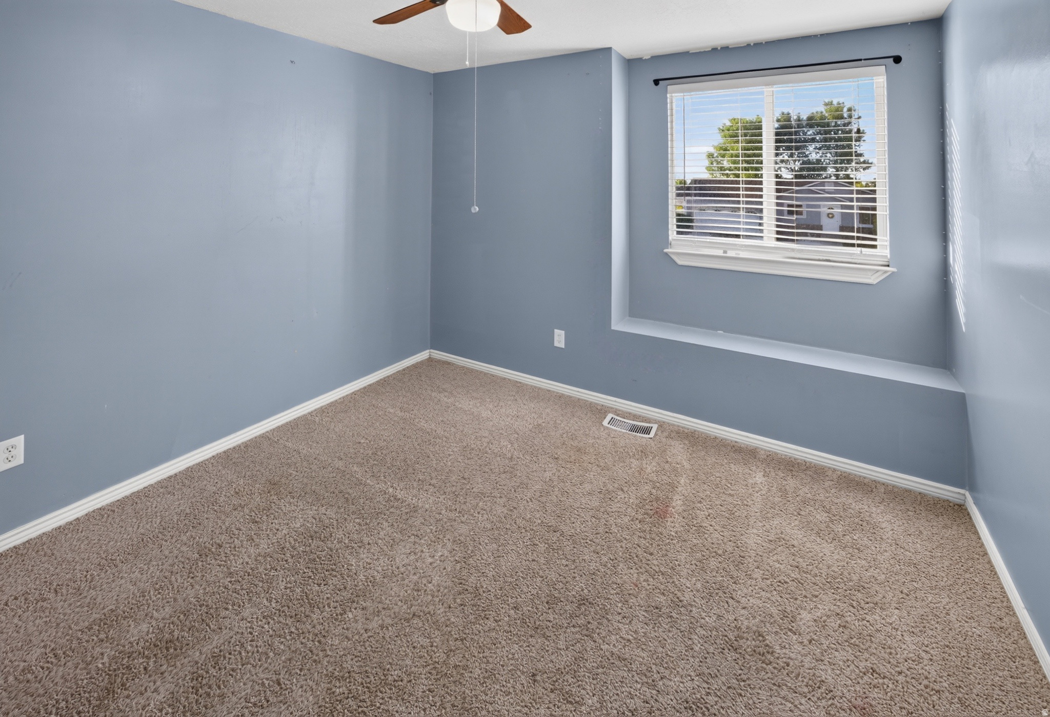 EASTLAND ESTATES - Residential