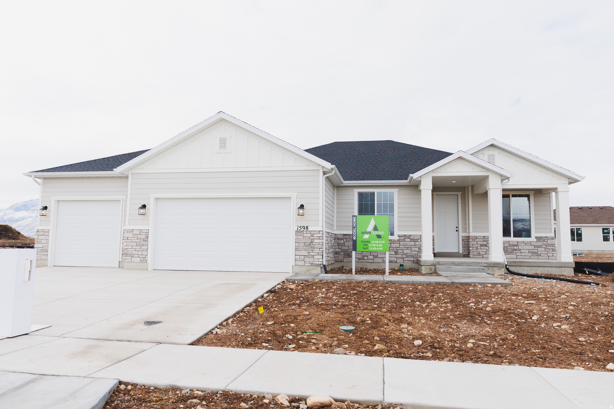 MOONLIGHT VILLAGE - Residential