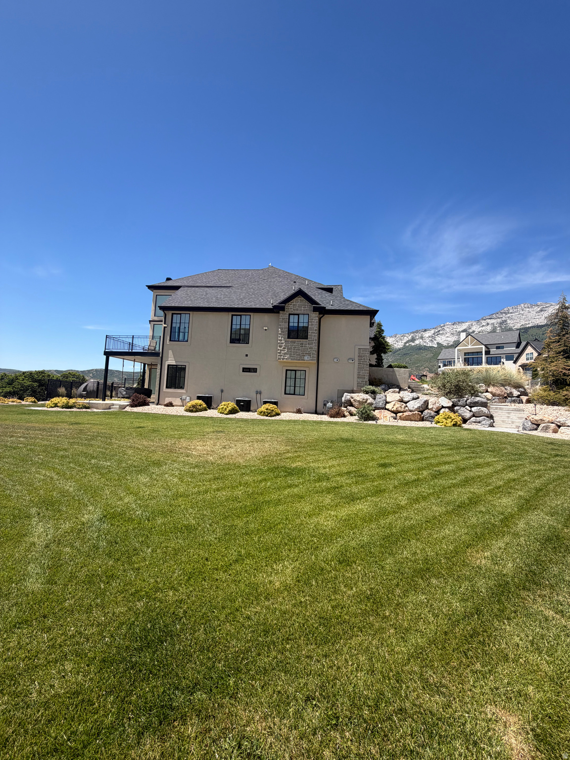 LAMBERT PARK - Residential