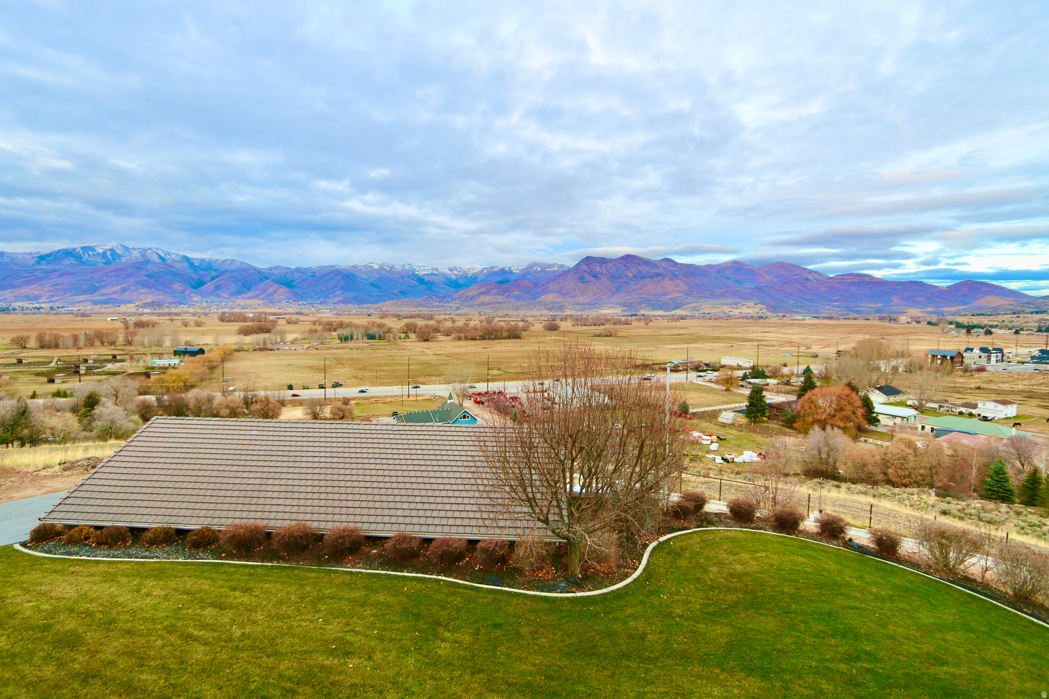 VALLEY HILLS ESTATES - Residential