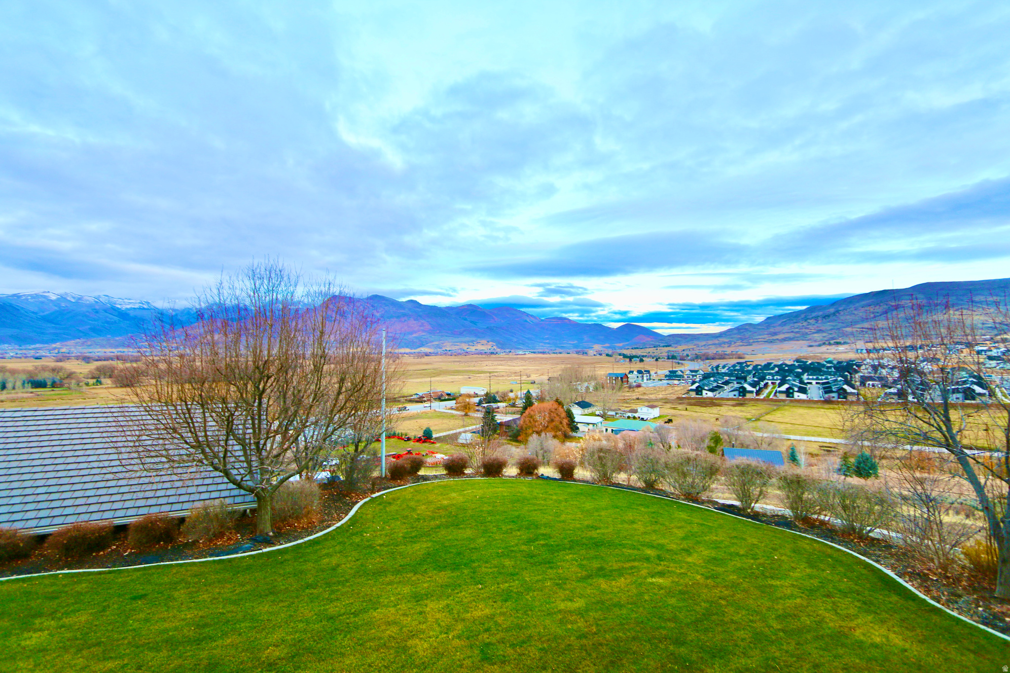 VALLEY HILLS ESTATES - Residential