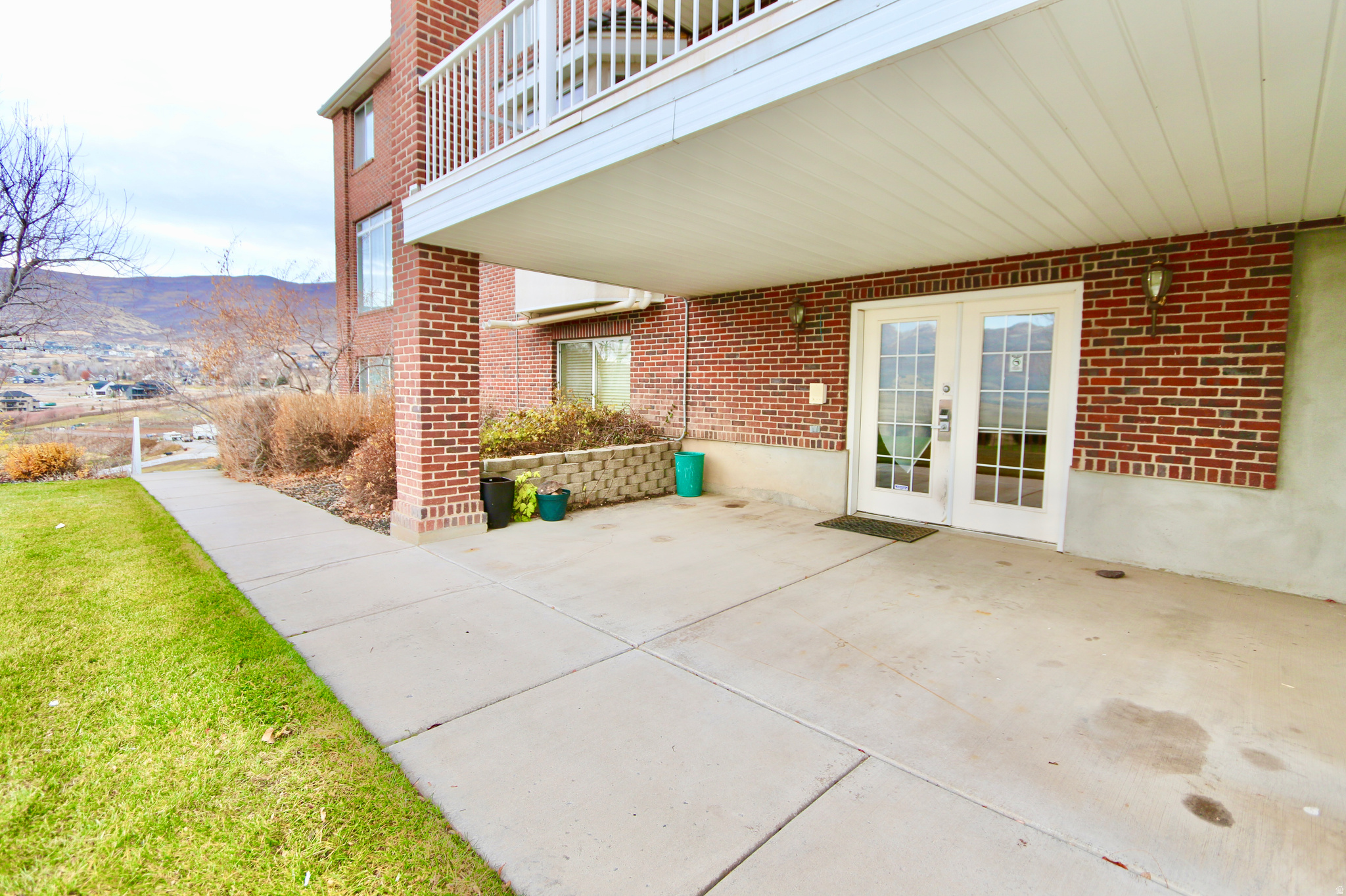 VALLEY HILLS ESTATES - Residential