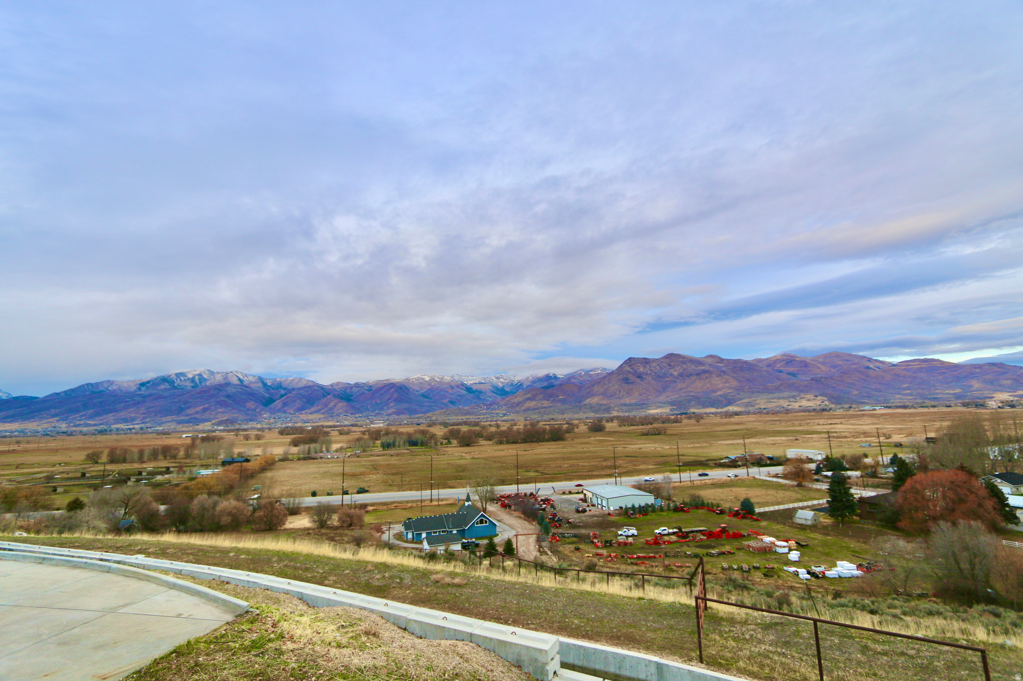 VALLEY HILLS ESTATES - Residential