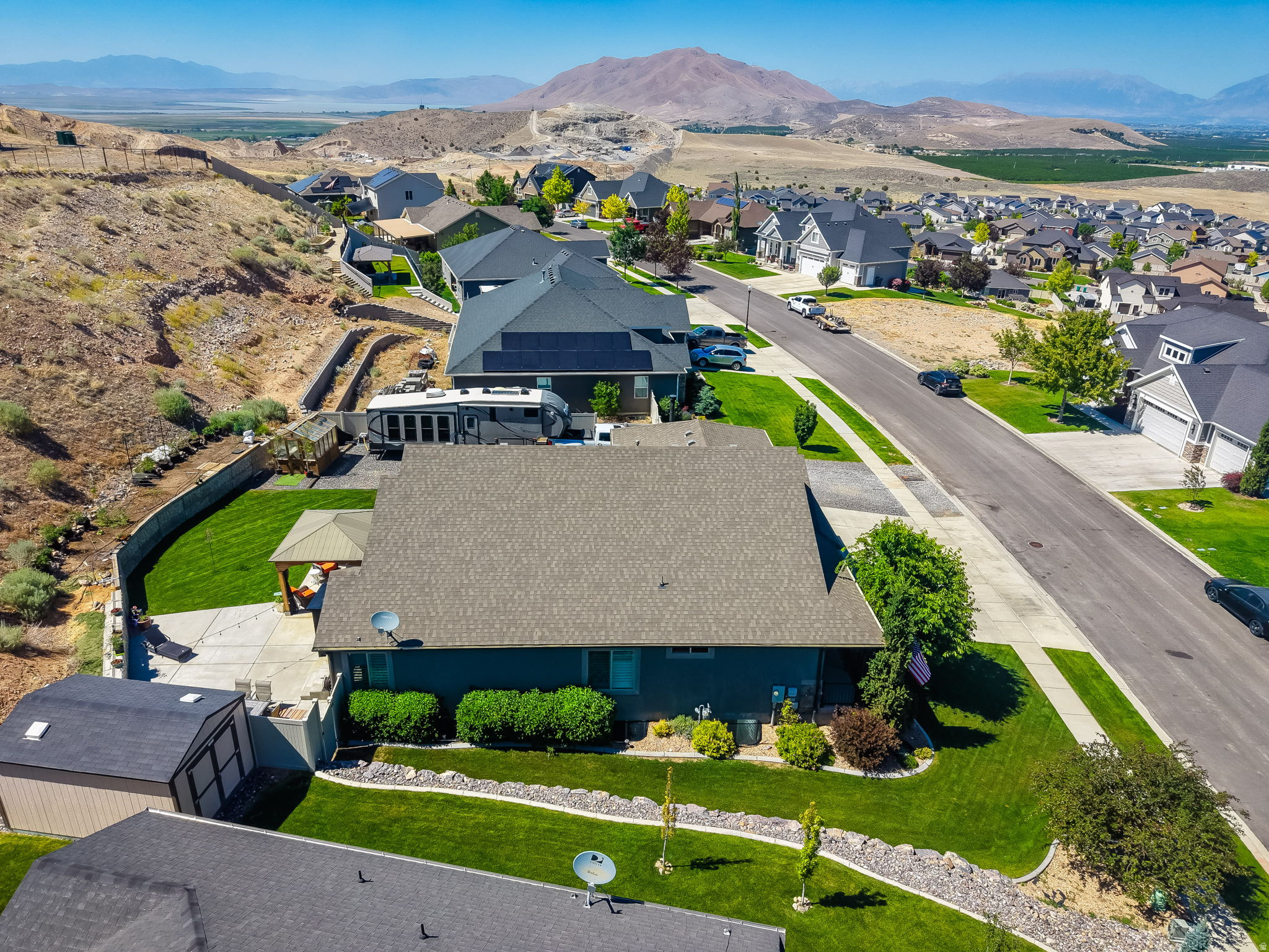 SUMMIT RIDGE - Residential