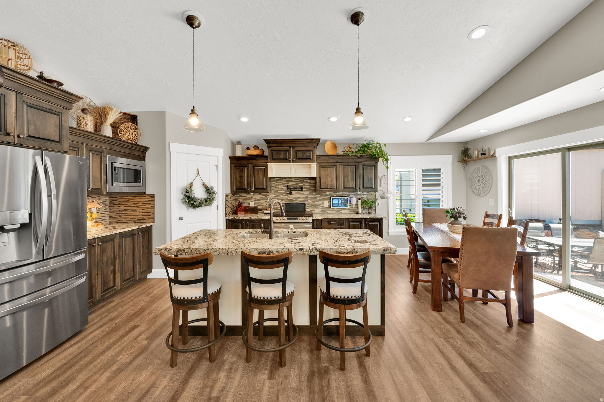SUMMIT RIDGE - Residential