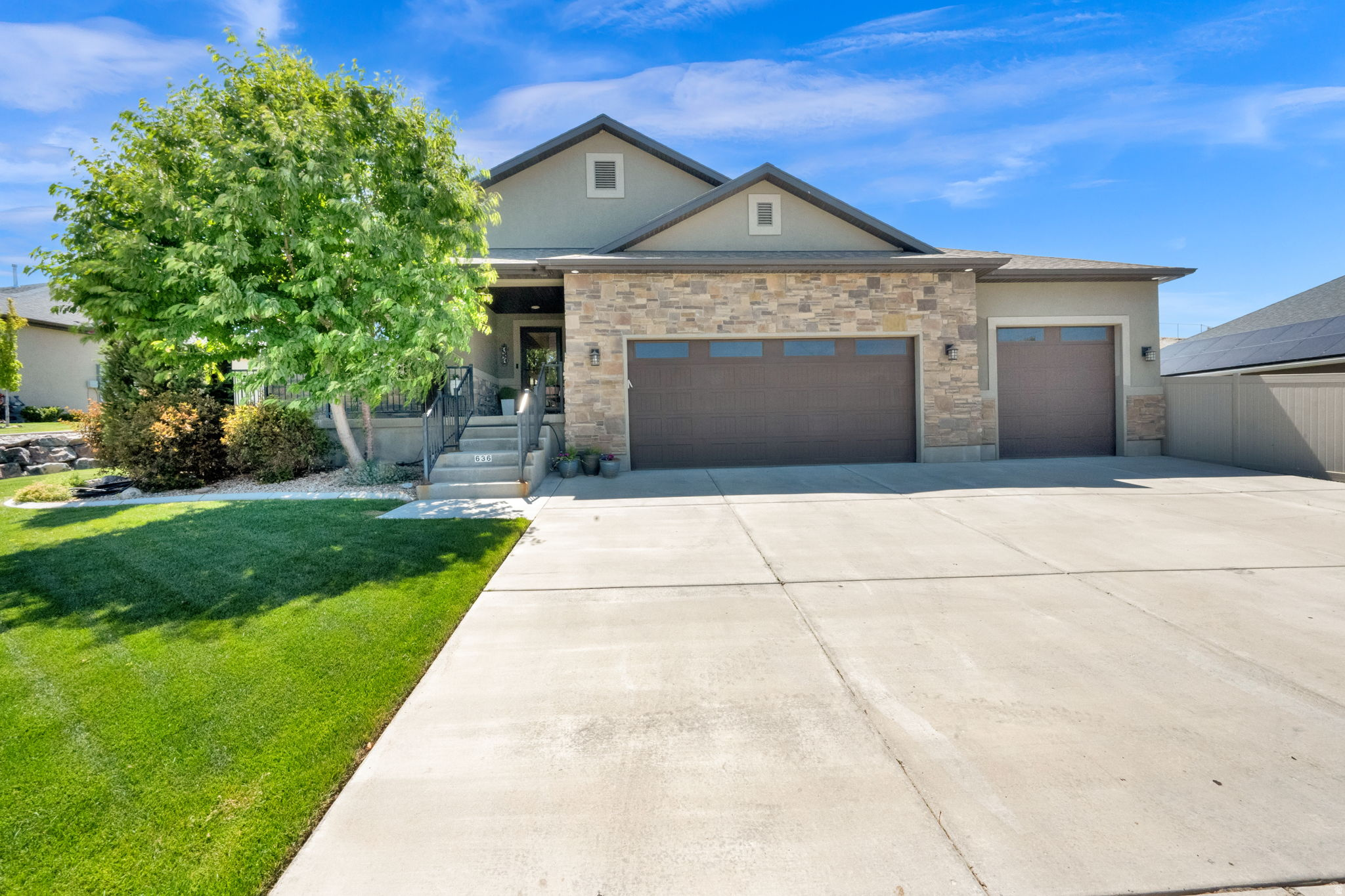 SUMMIT RIDGE - Residential