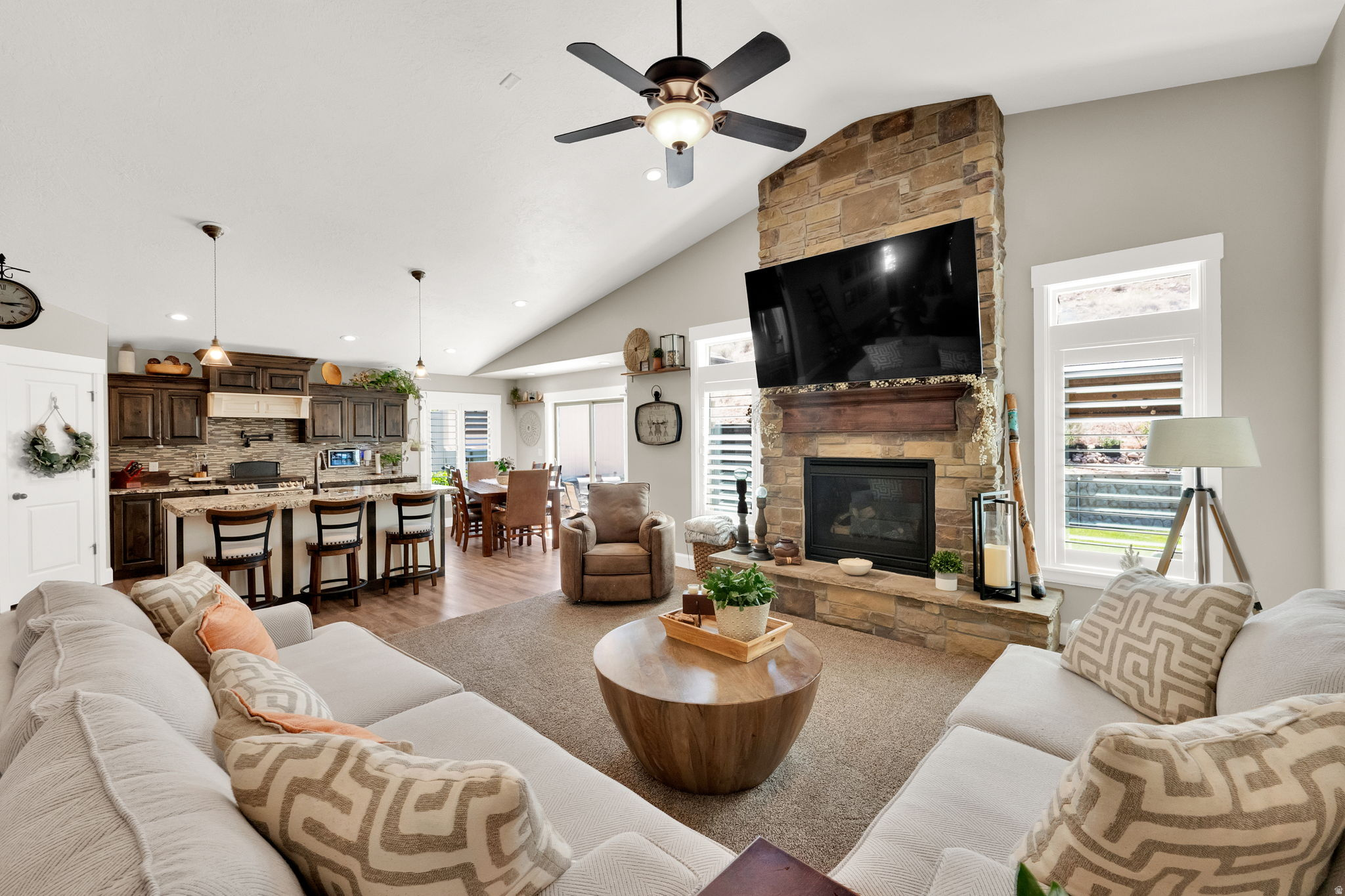 SUMMIT RIDGE - Residential