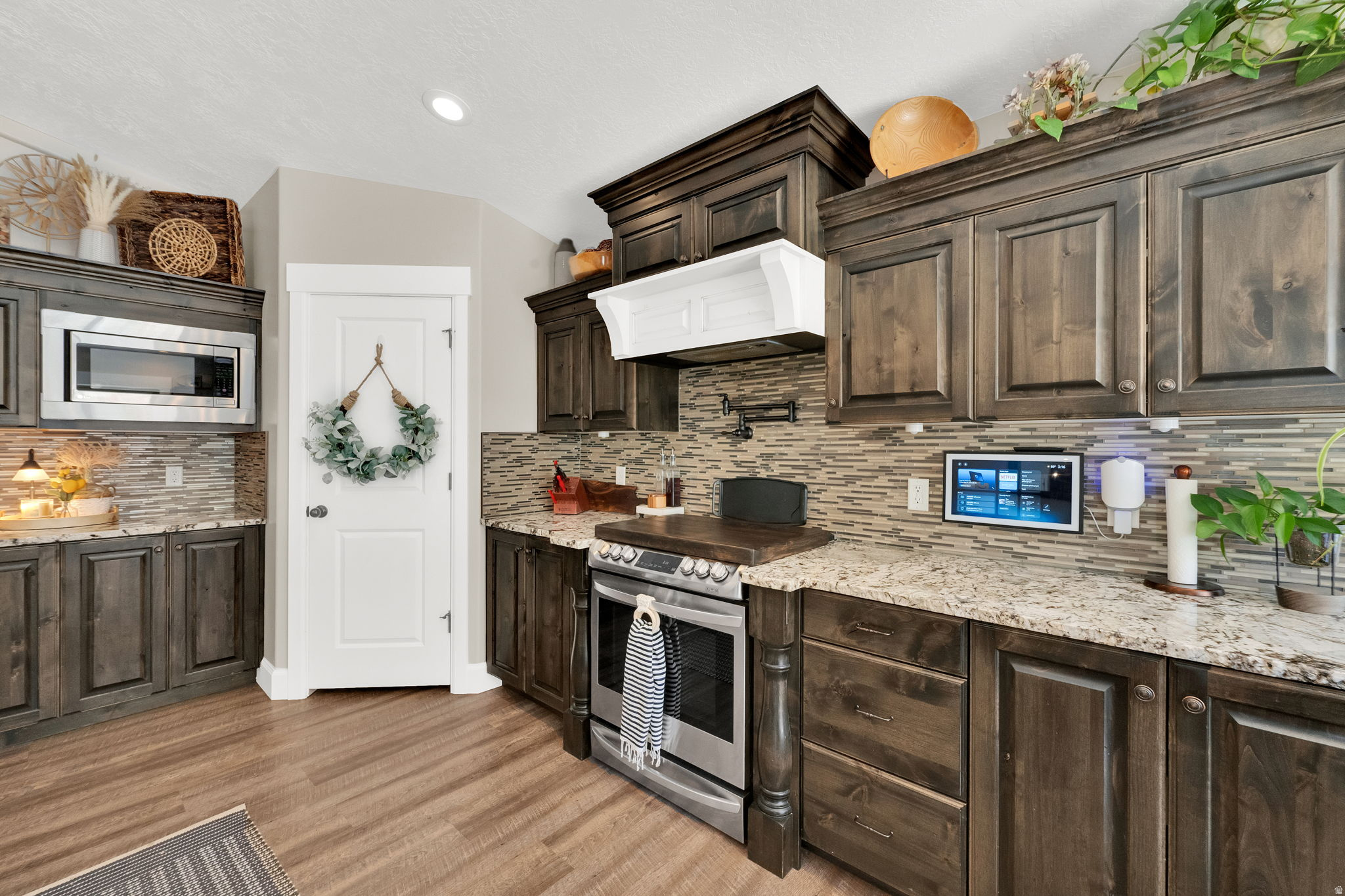 SUMMIT RIDGE - Residential