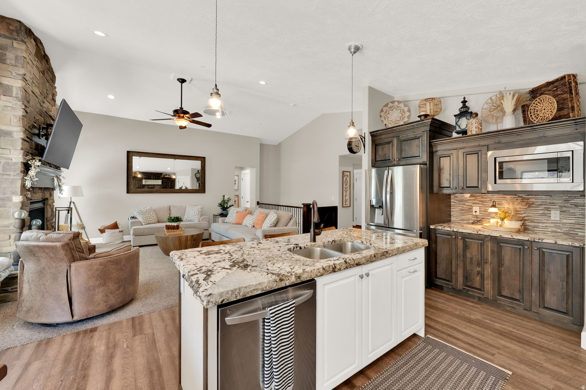 SUMMIT RIDGE - Residential