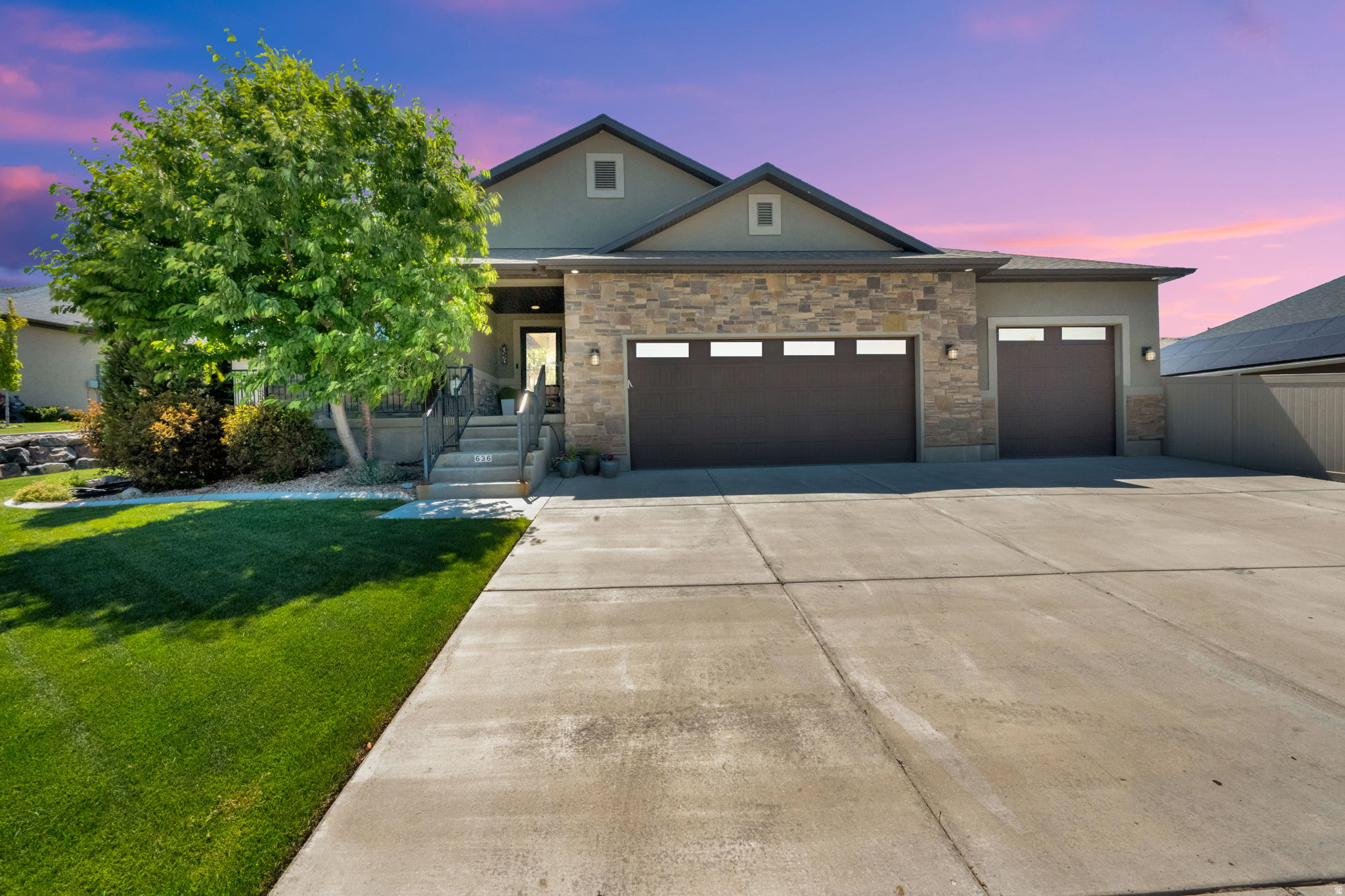 SUMMIT RIDGE - Residential