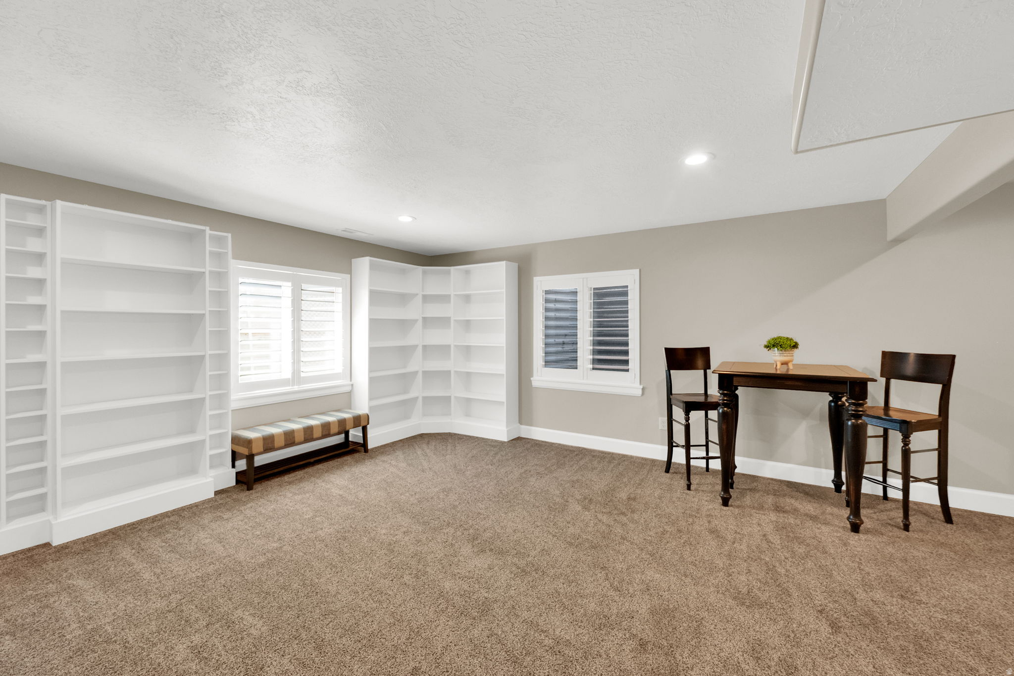 SUMMIT RIDGE - Residential
