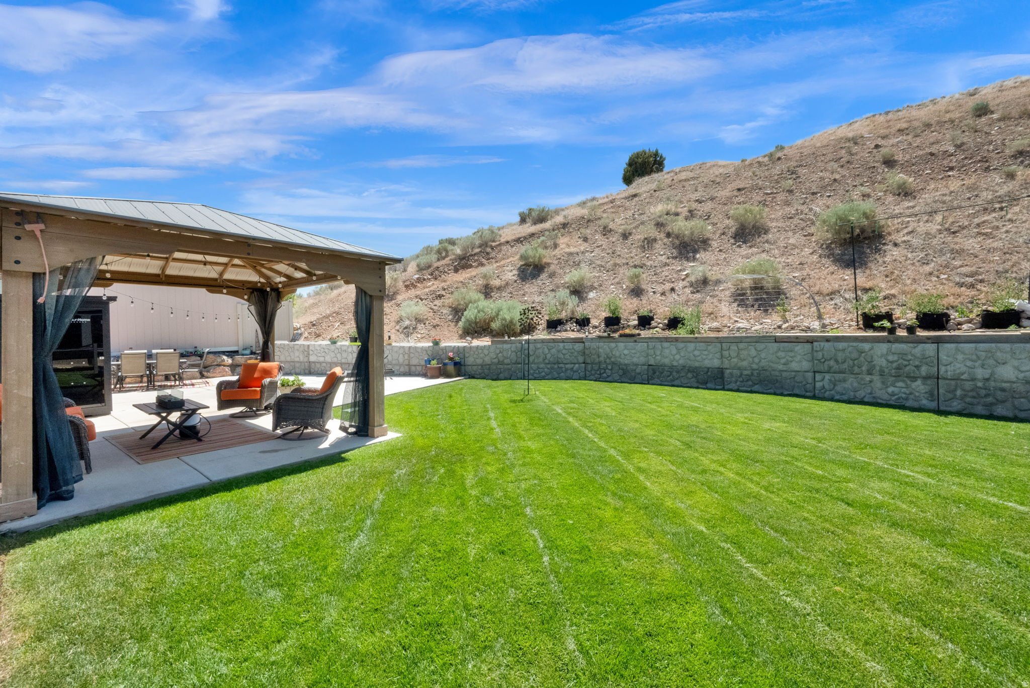 SUMMIT RIDGE - Residential
