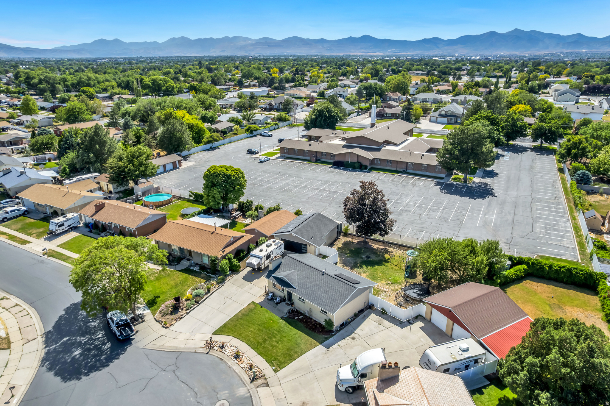 CAMELOT - Residential
