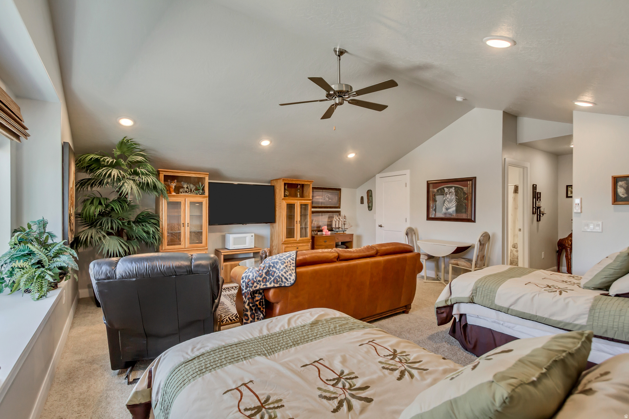 THE VILLA AT LEGACY ARMS - Residential