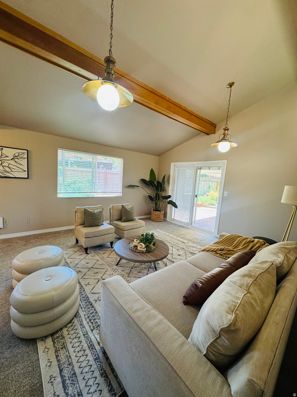 MAYWOOD HILLS - Residential