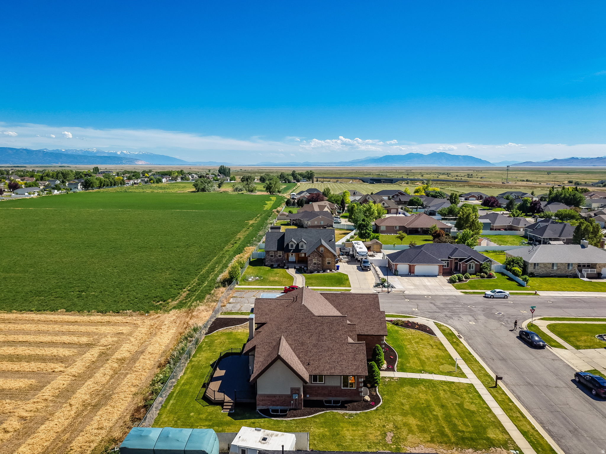 SILVER LAKE ESTATES - Residential