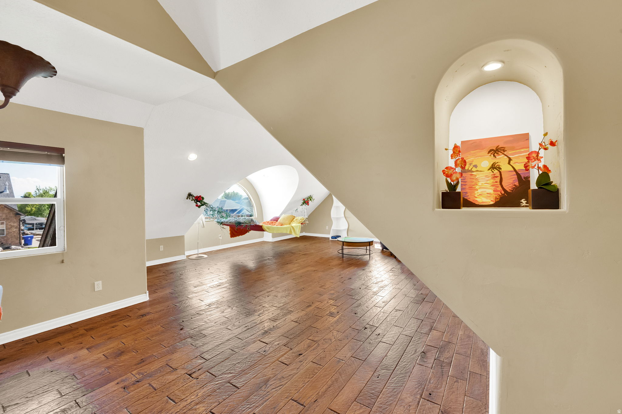 SILVER LAKE ESTATES - Residential