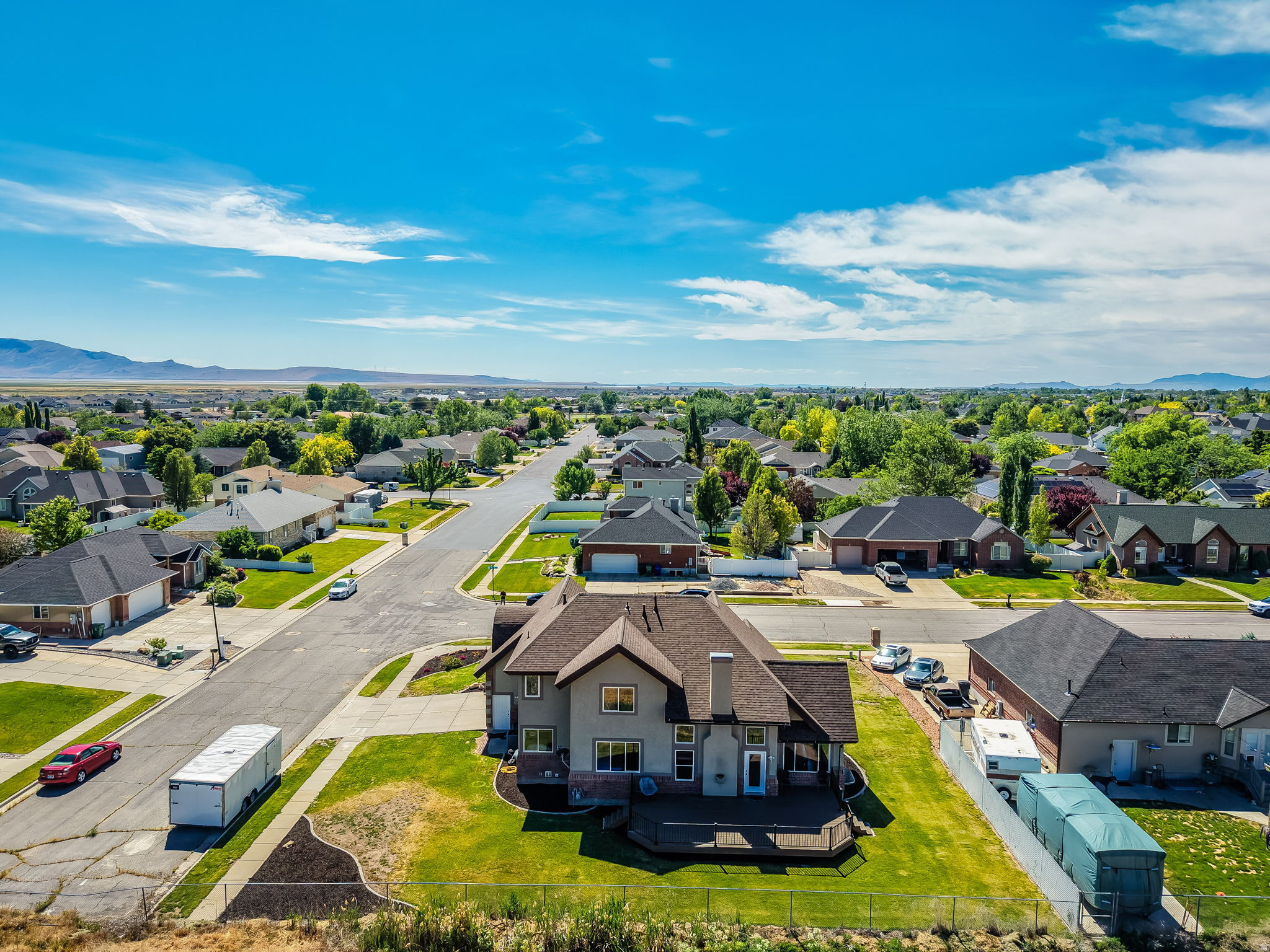 SILVER LAKE ESTATES - Residential