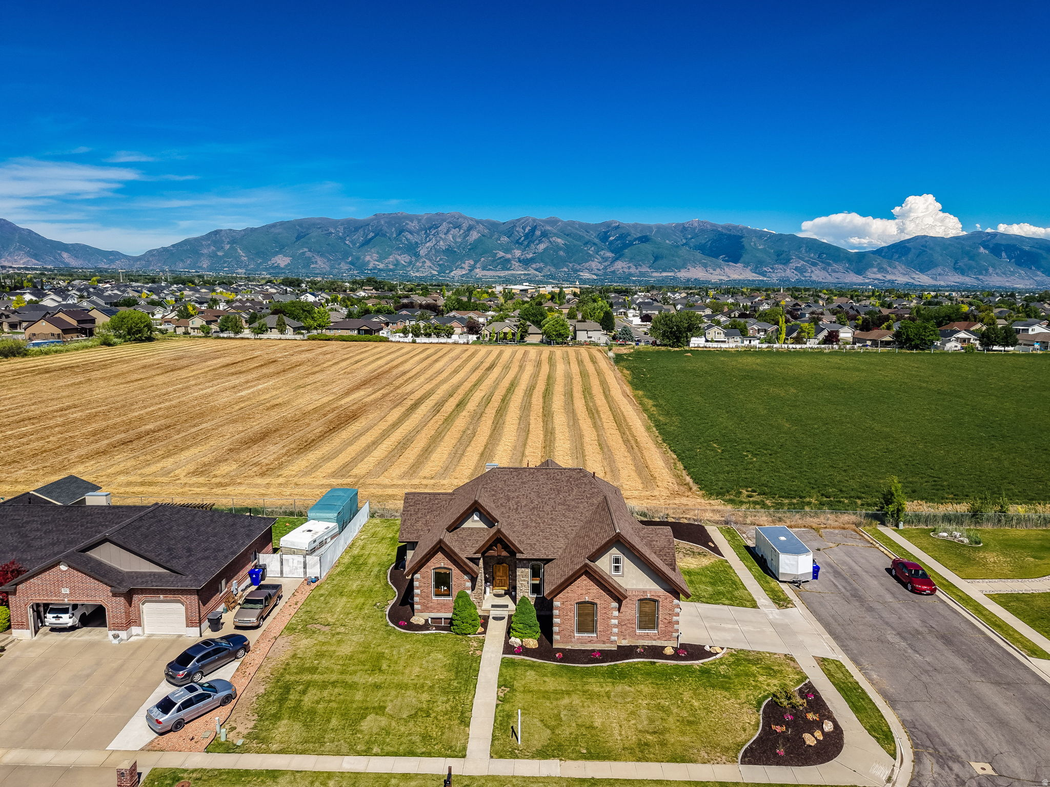 SILVER LAKE ESTATES - Residential
